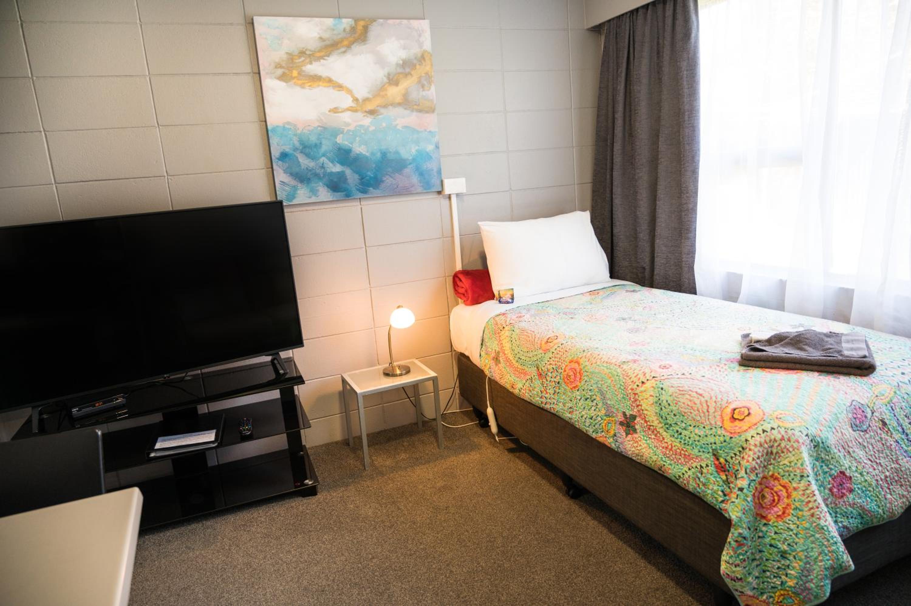 Standard Family Room - Photo 12