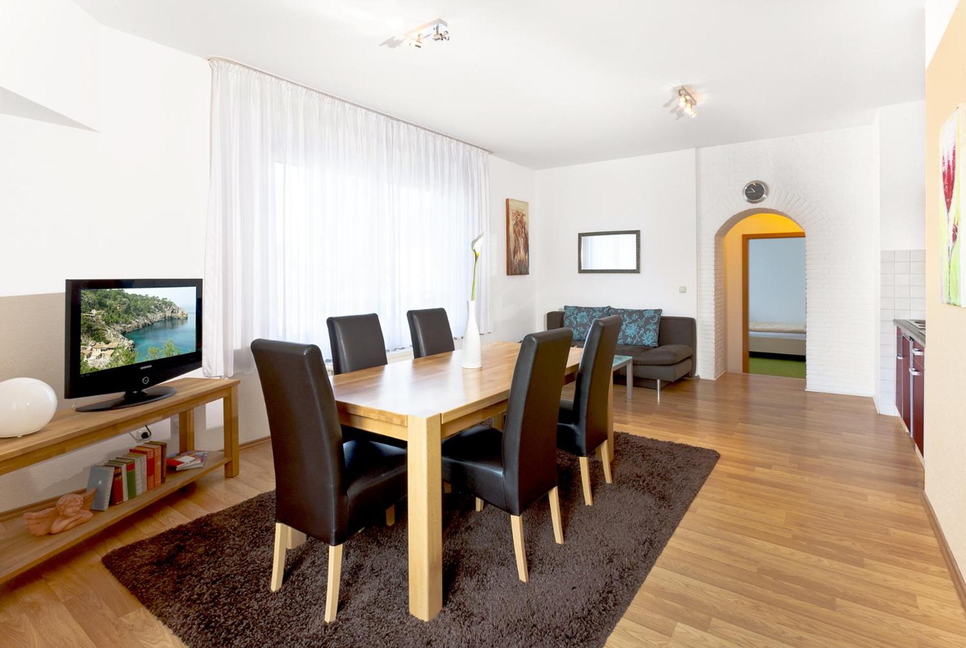 Apartment - Photo 11
