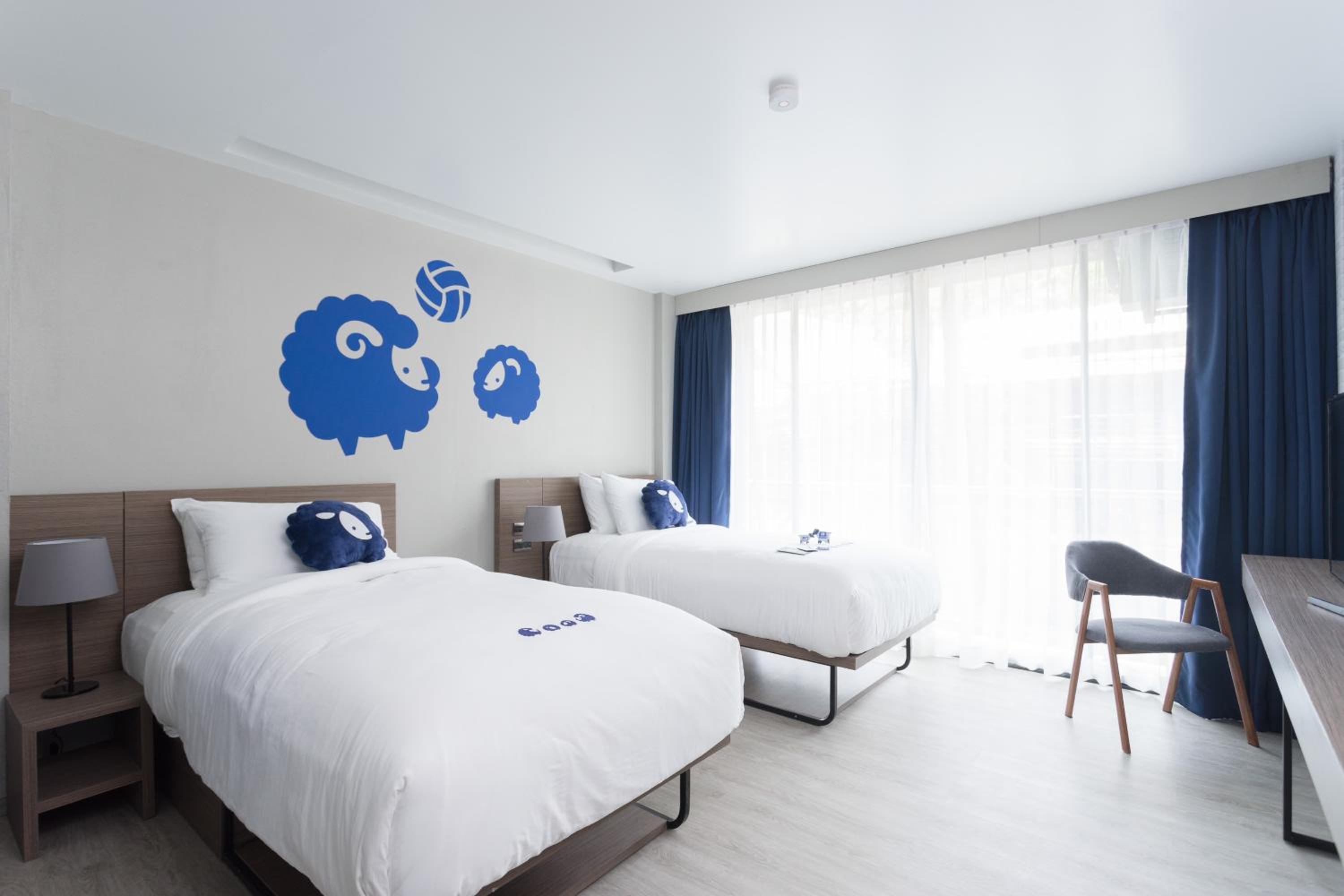 Economy Twin Room