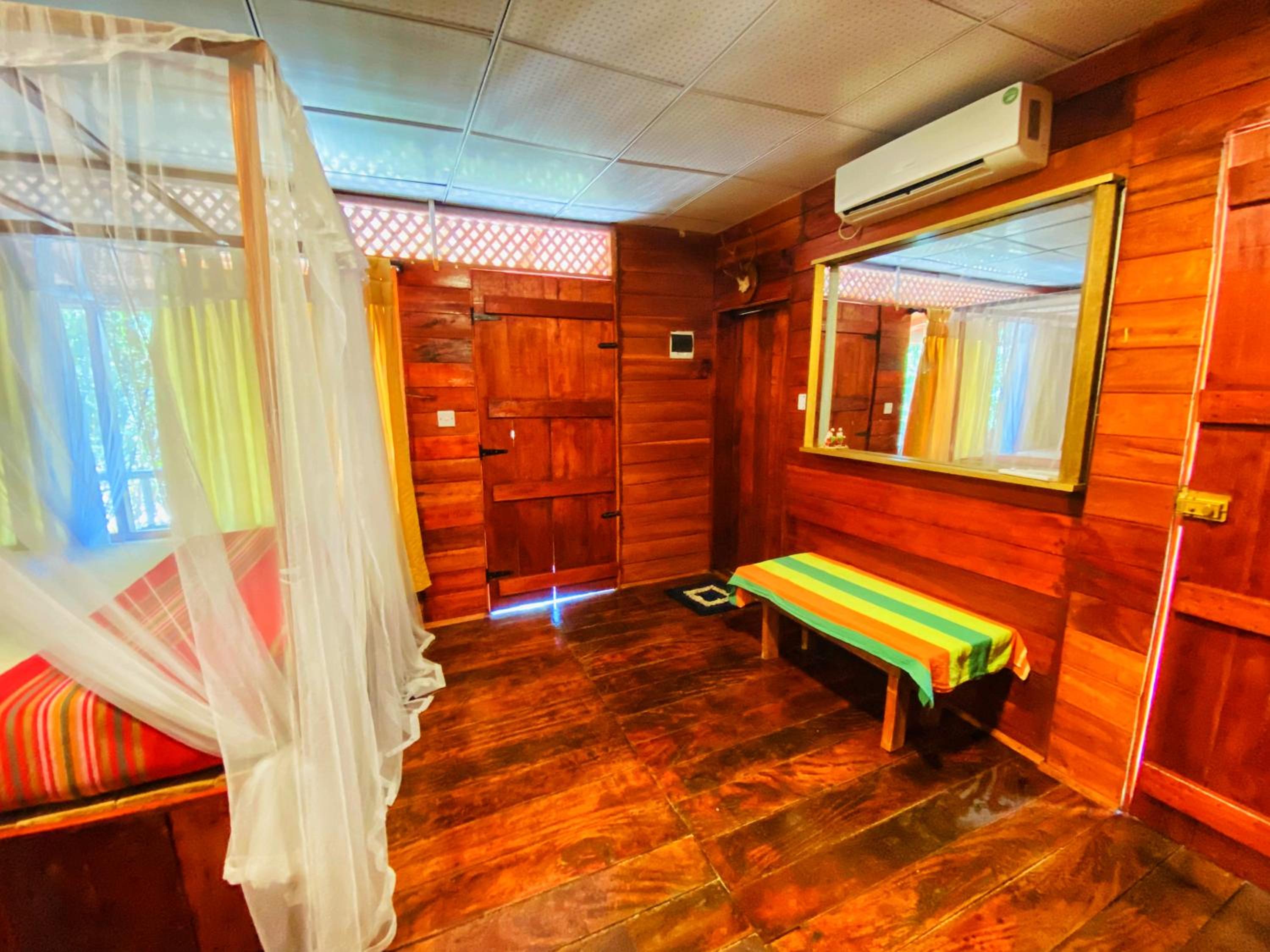 Standard Triple Room photo 2