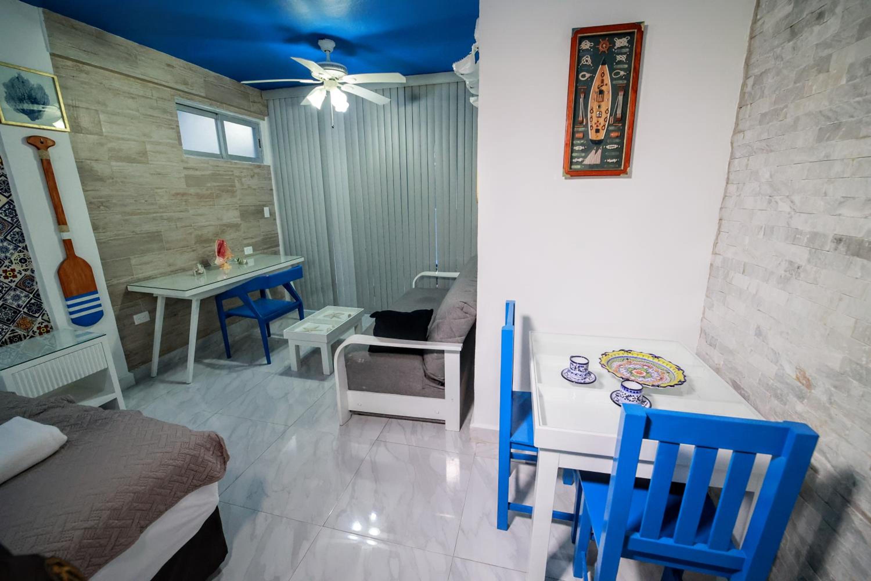 Suite with Terrace - Photo 15
