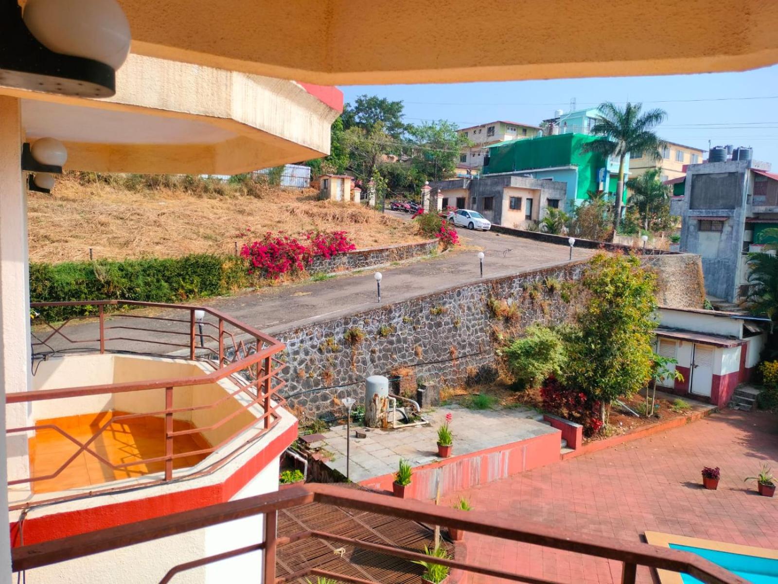 Double Room with Pool View photo 3