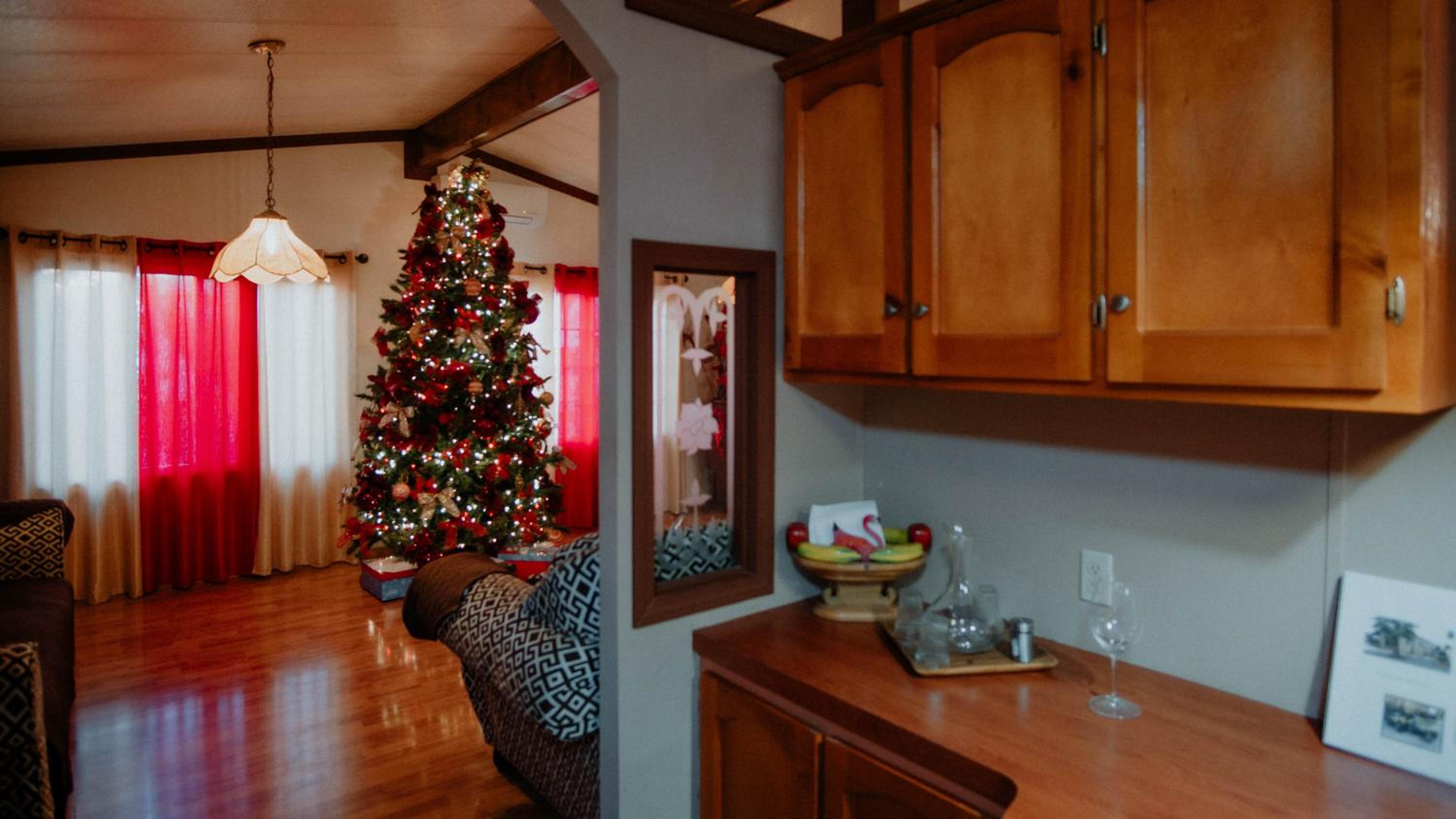Two-Bedroom Apartment - Photo 21