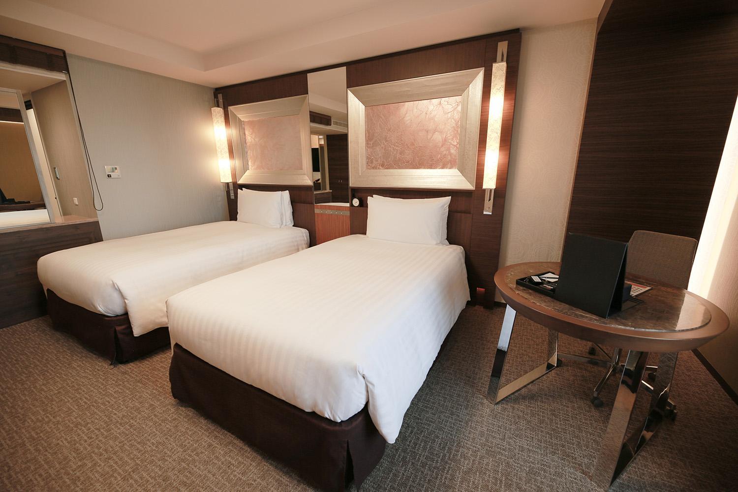Superior Twin Room A [No Smoking] ※Extra beds will be provided depends on the number of adults. photo 2
