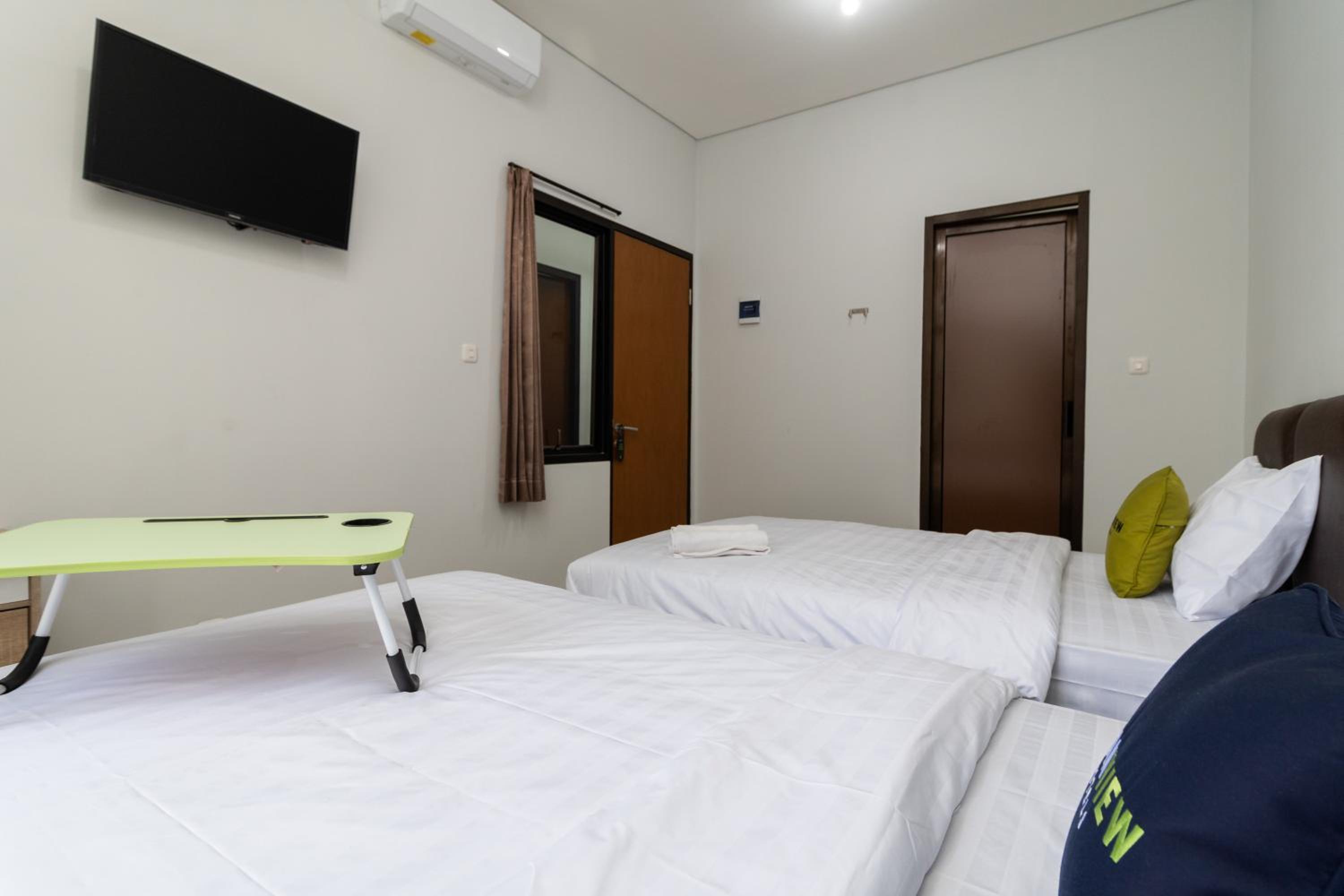 Superior Twin Room - Photo 7