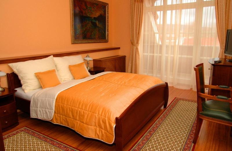 Standard Double Room - Photo 8