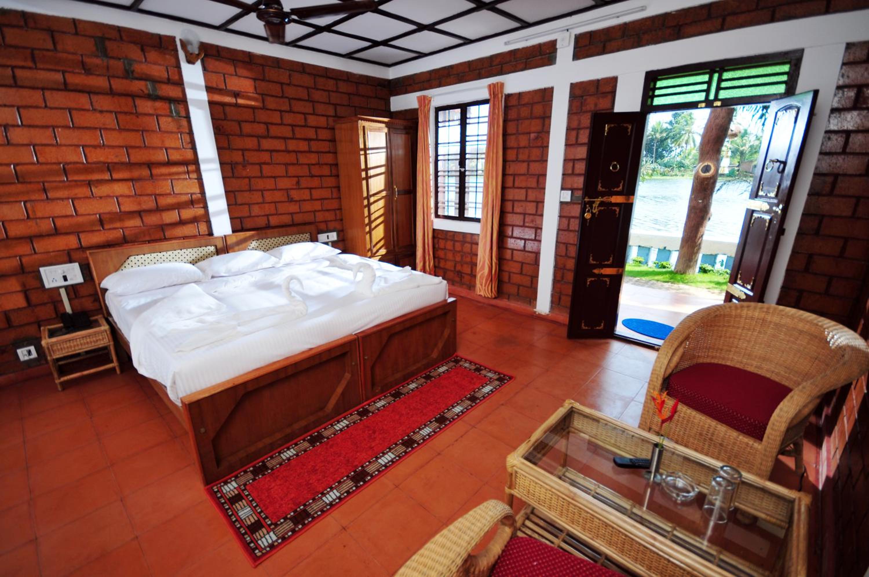Deluxe Double Room - Photo 1