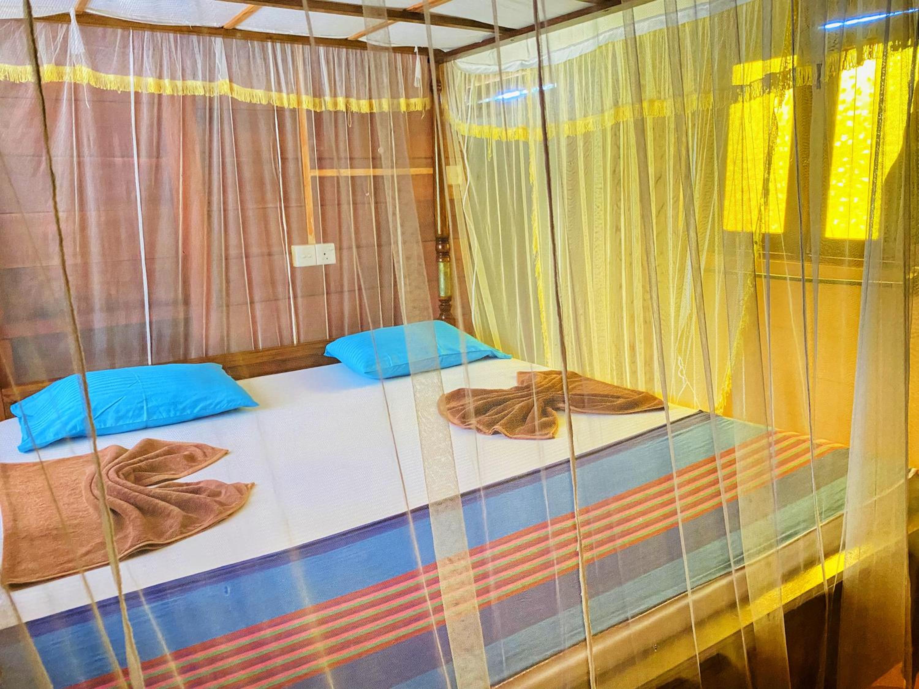 Double Room with Side Sea View photo 2