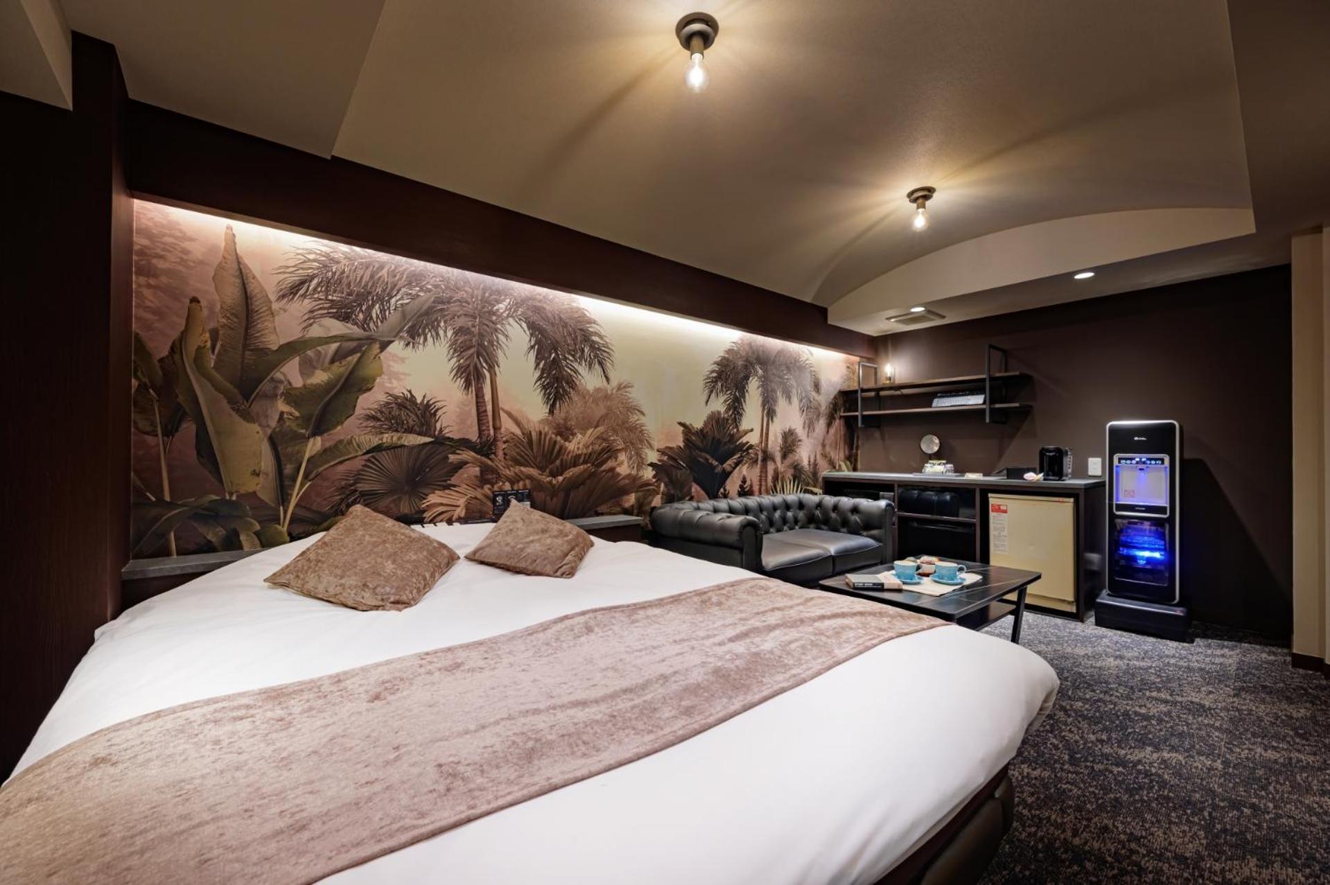 Double Room with Late Check-in After 22:00