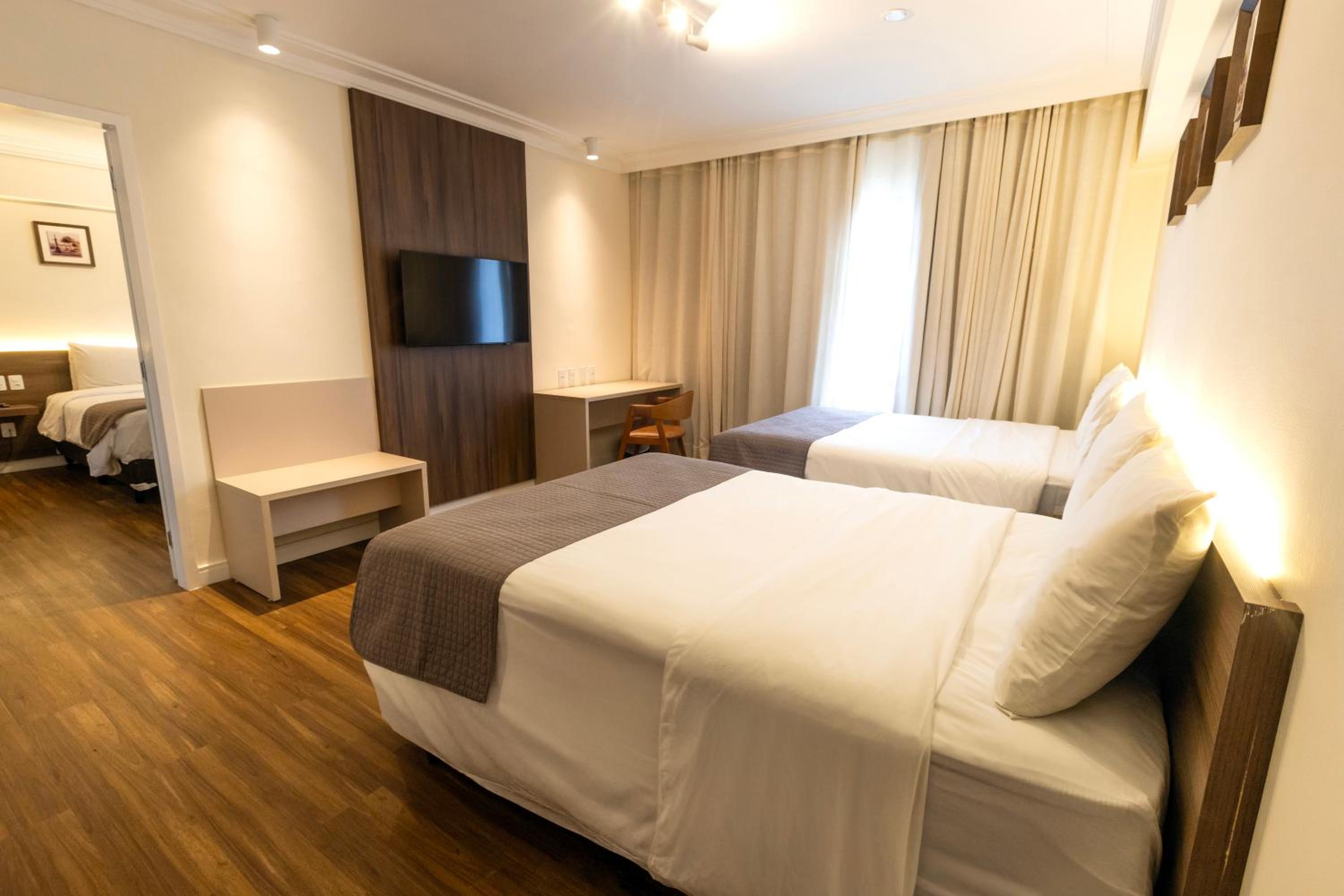 Del Mar Hotel — Family Suite