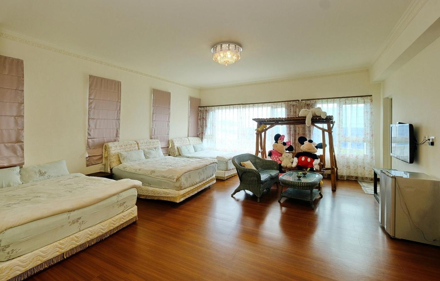 VIP Family room photo 3