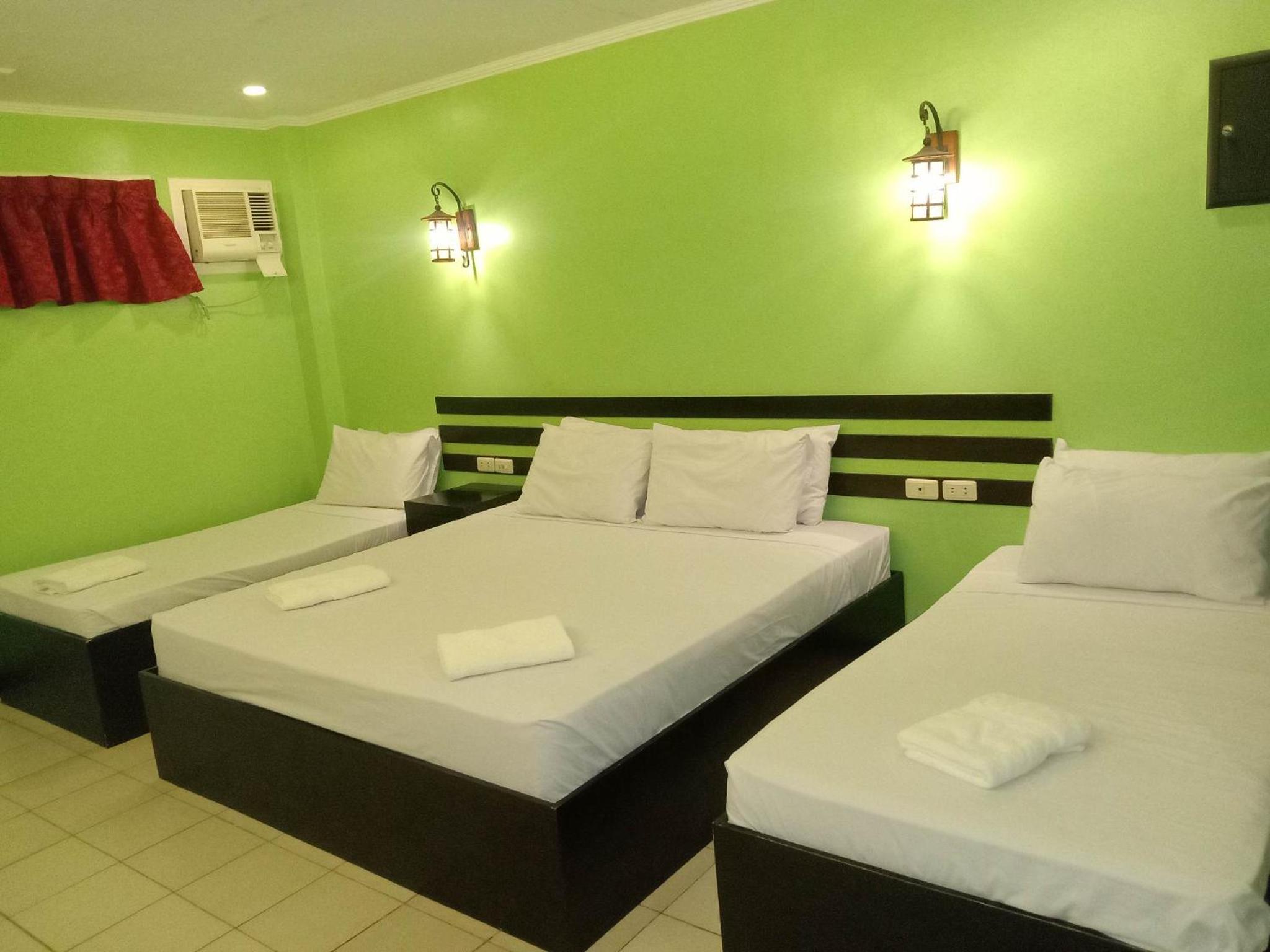 Quadruple Room photo 1
