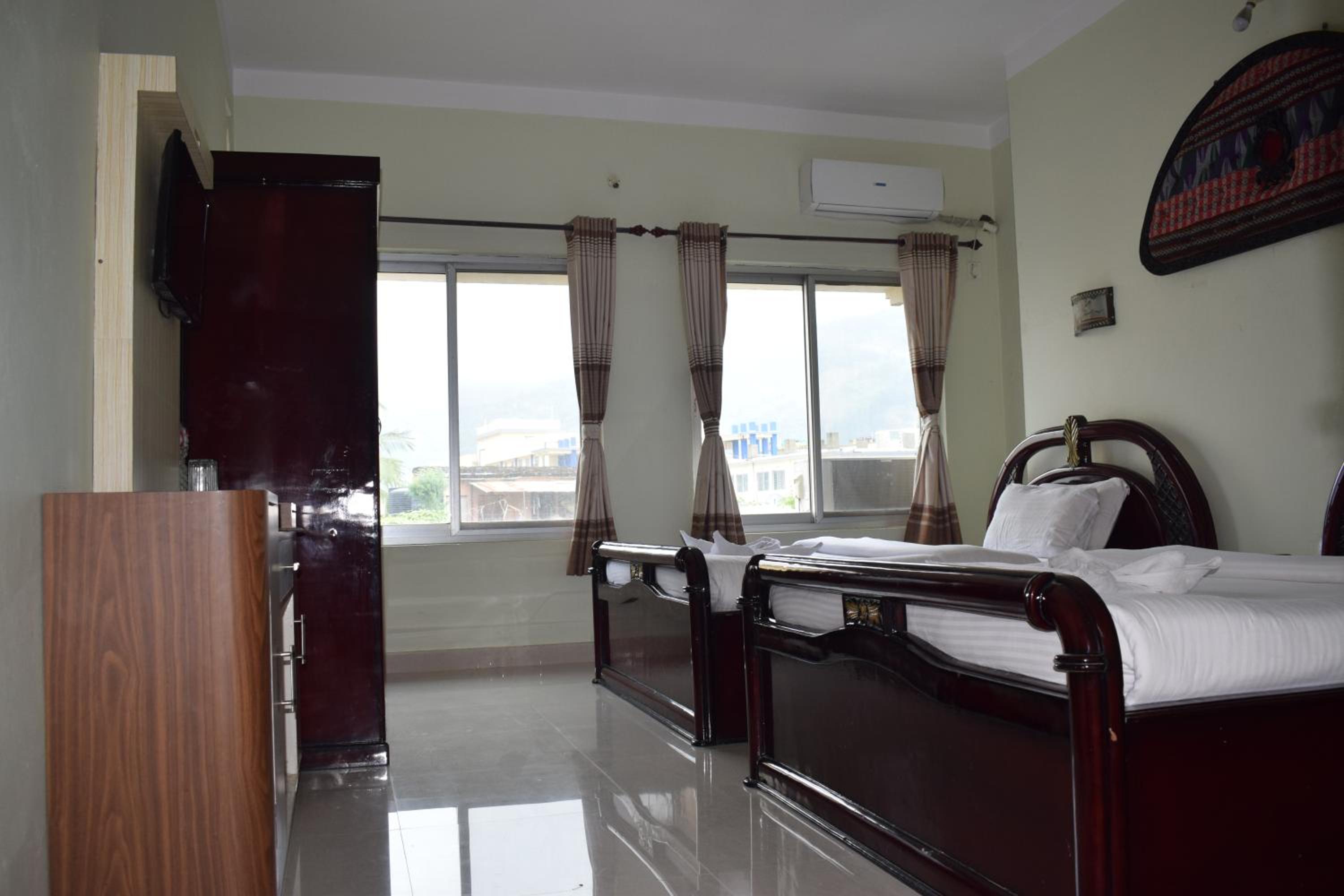 Deluxe Twin Room photo 2