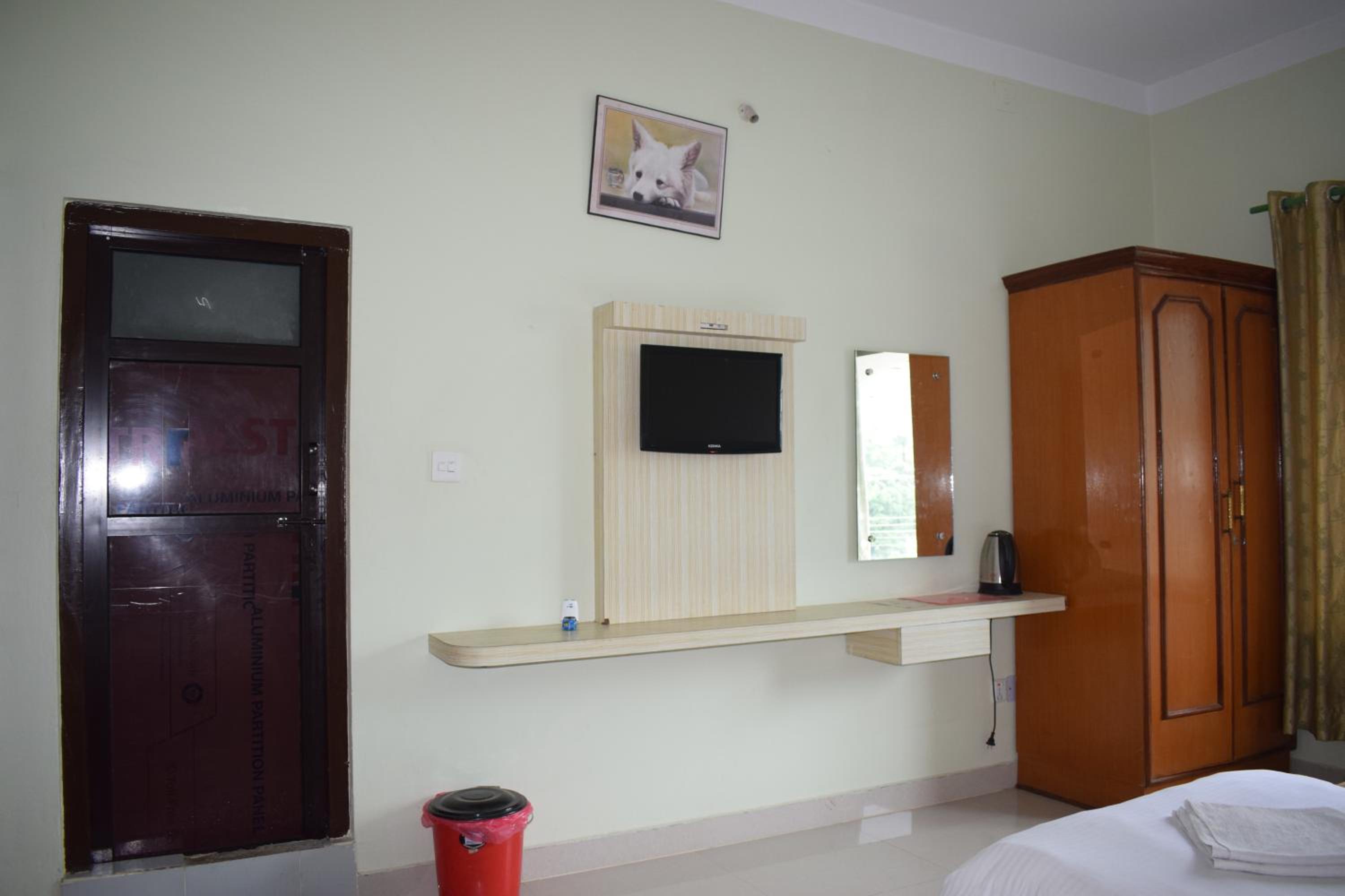 Standard Triple Room photo 2