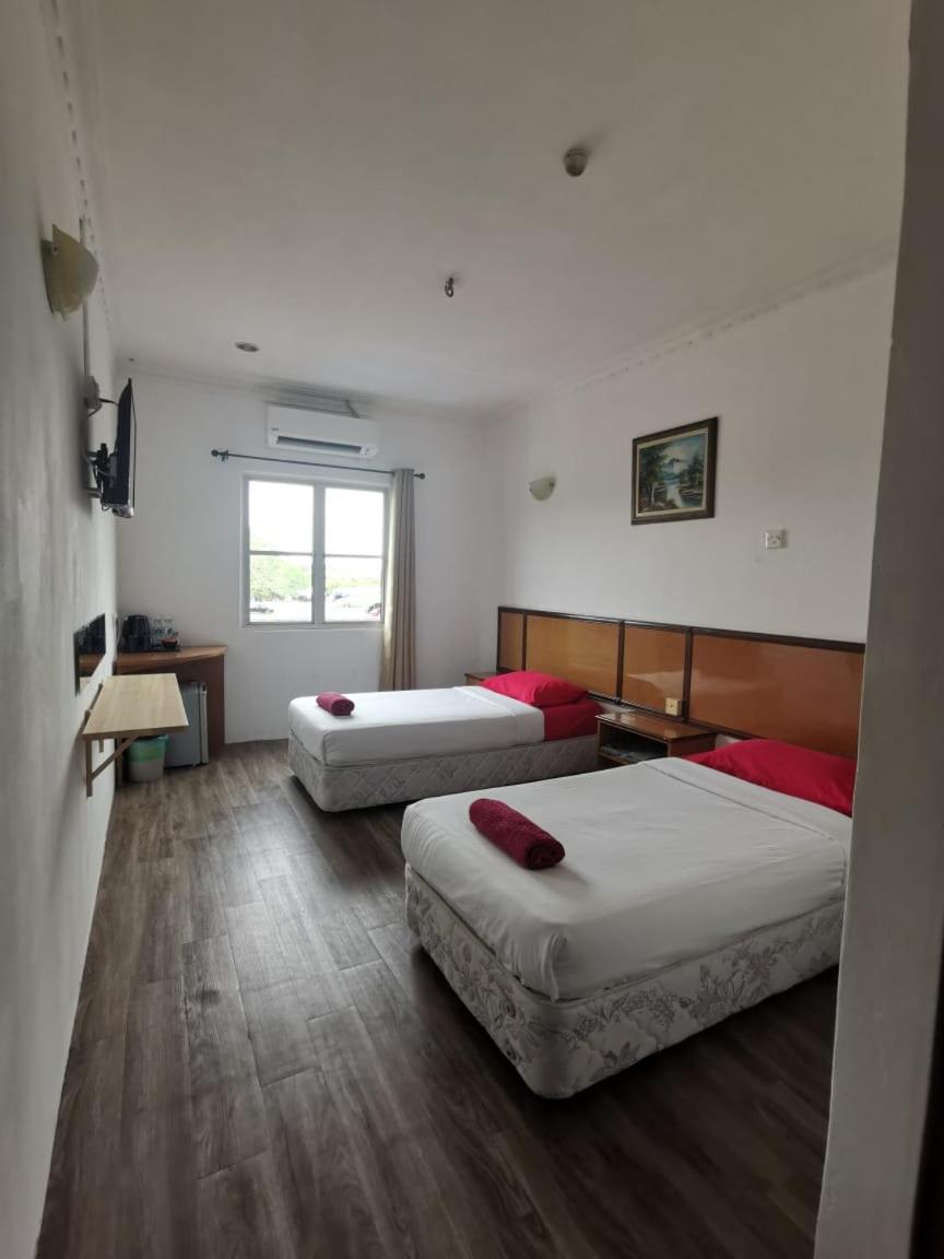 Standard Twin Room photo 3