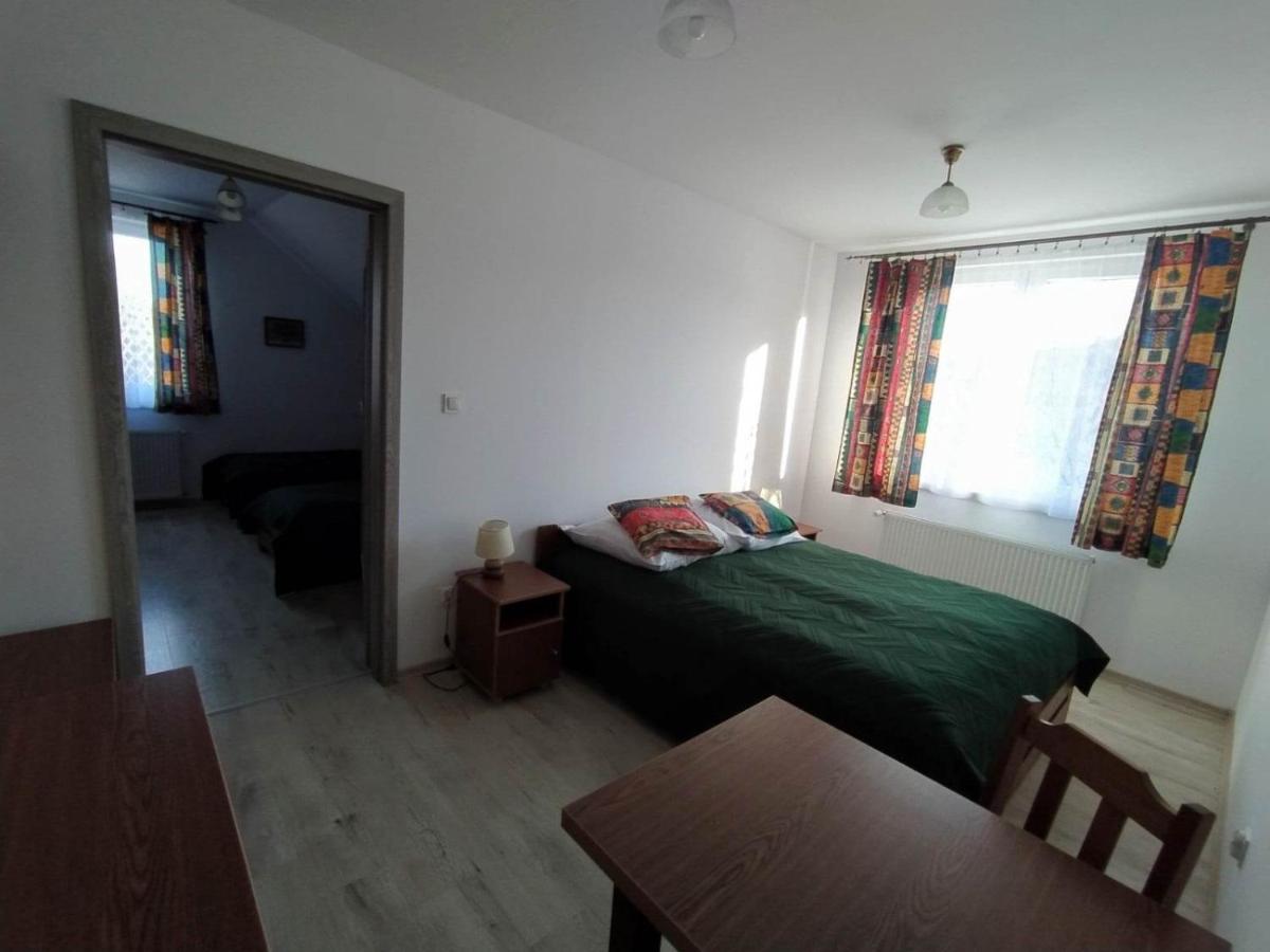 Family Room with Shared Bathroom - Photo 1