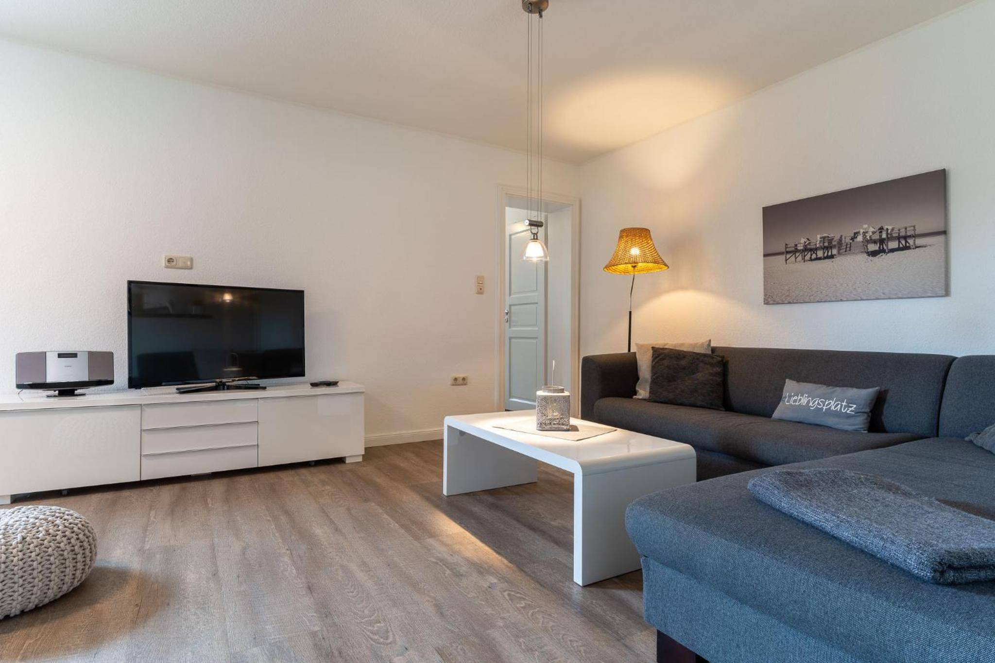 Apartment with Terrace photo 1