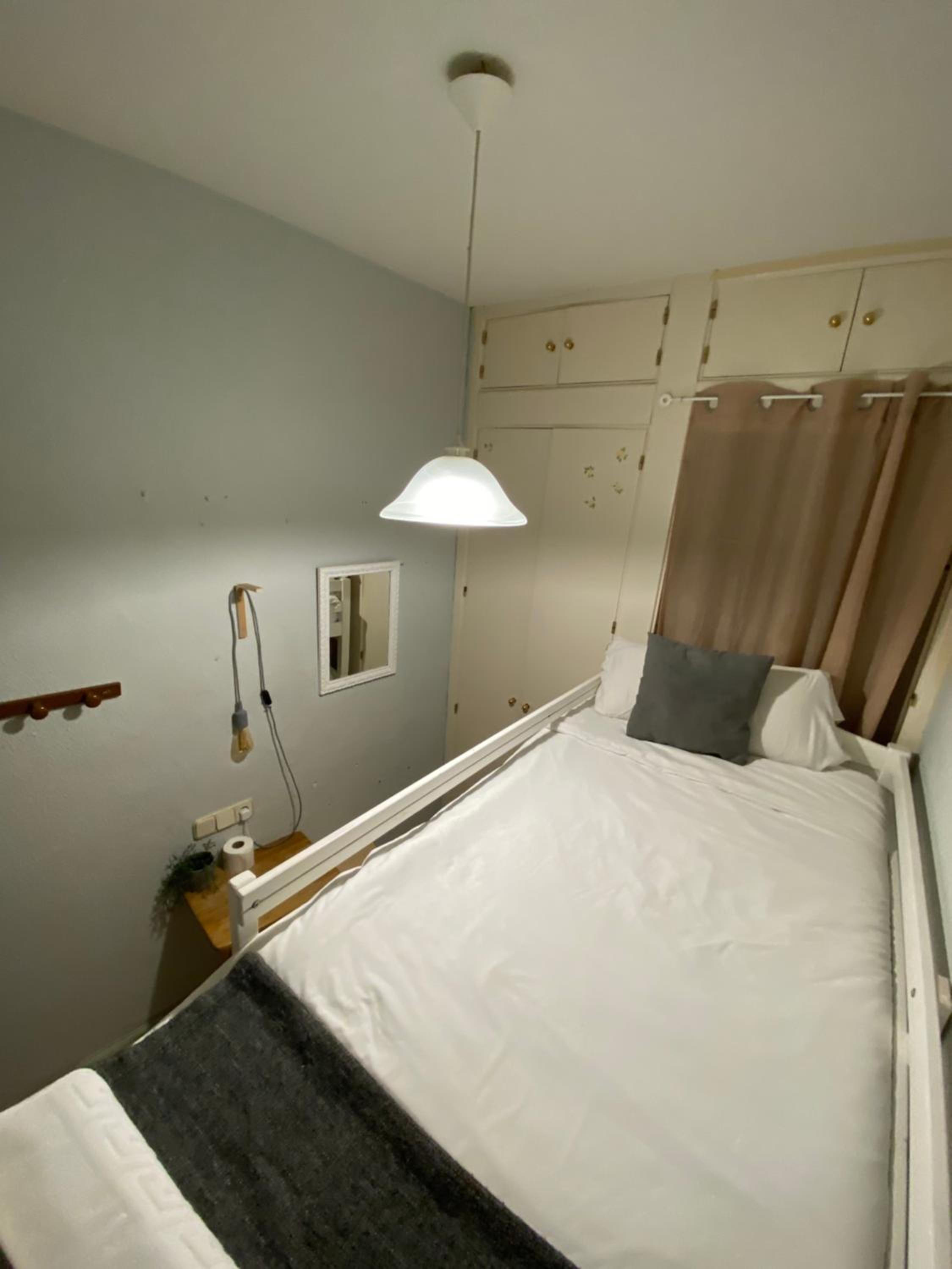 Double Room with Shared Bathroom photo 3