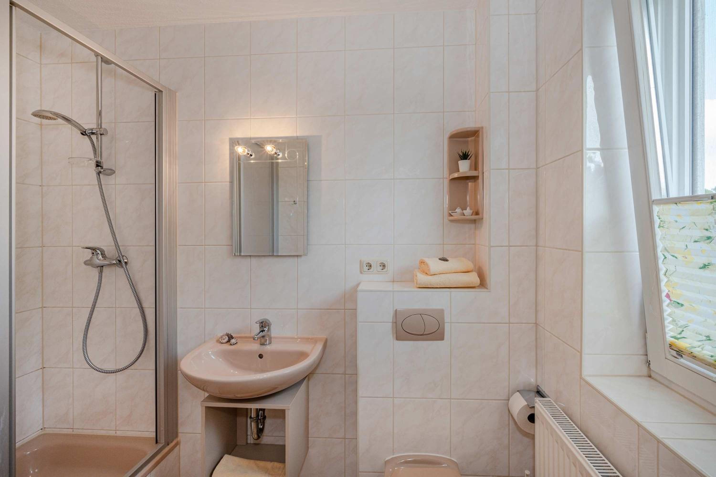 Standard Double Room with Shower photo 2