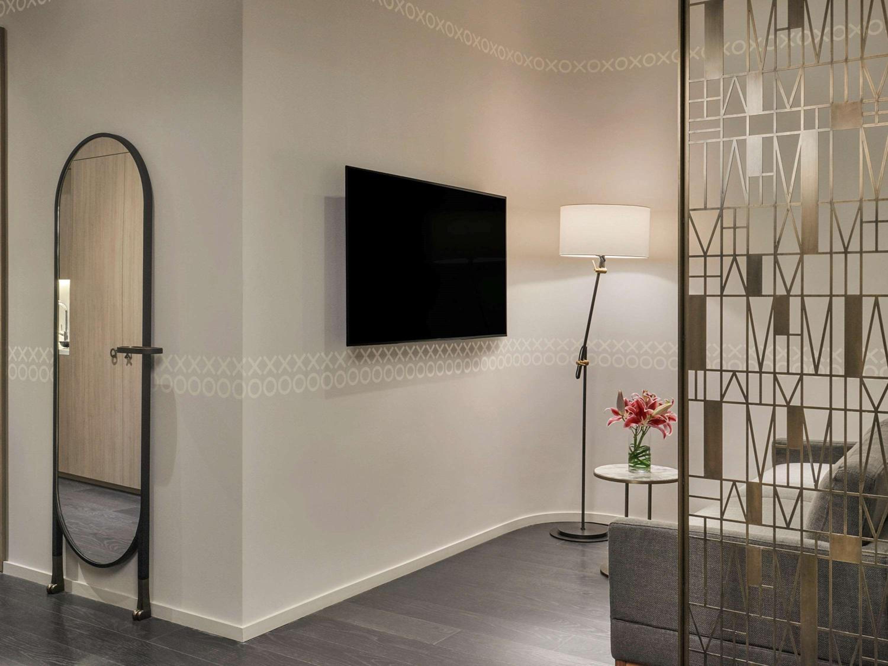 Two Bedroom Luxe Suite (Non Smoking) (Accessible)