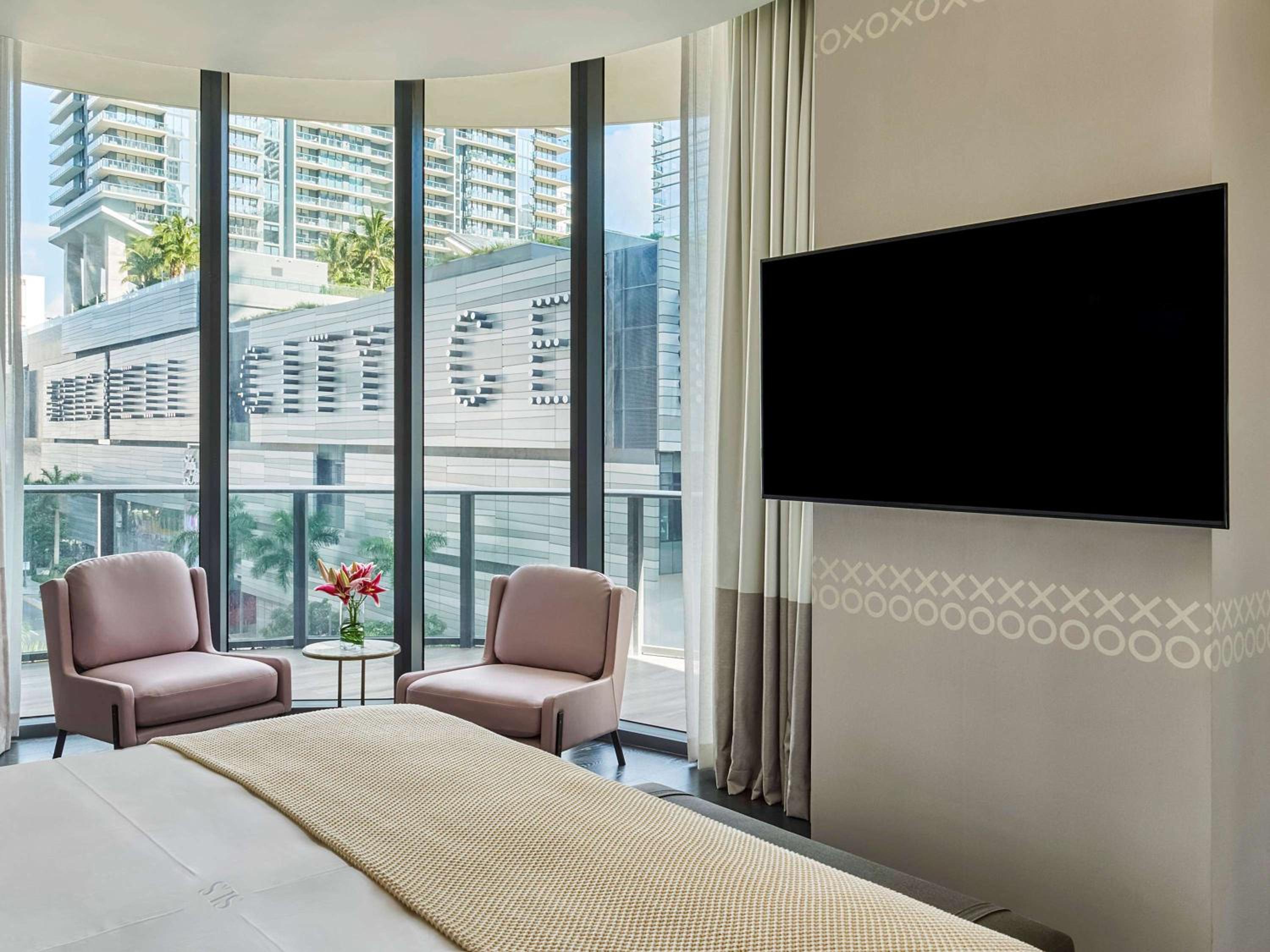 Two Bedroom Luxe Suite (Non Smoking)
