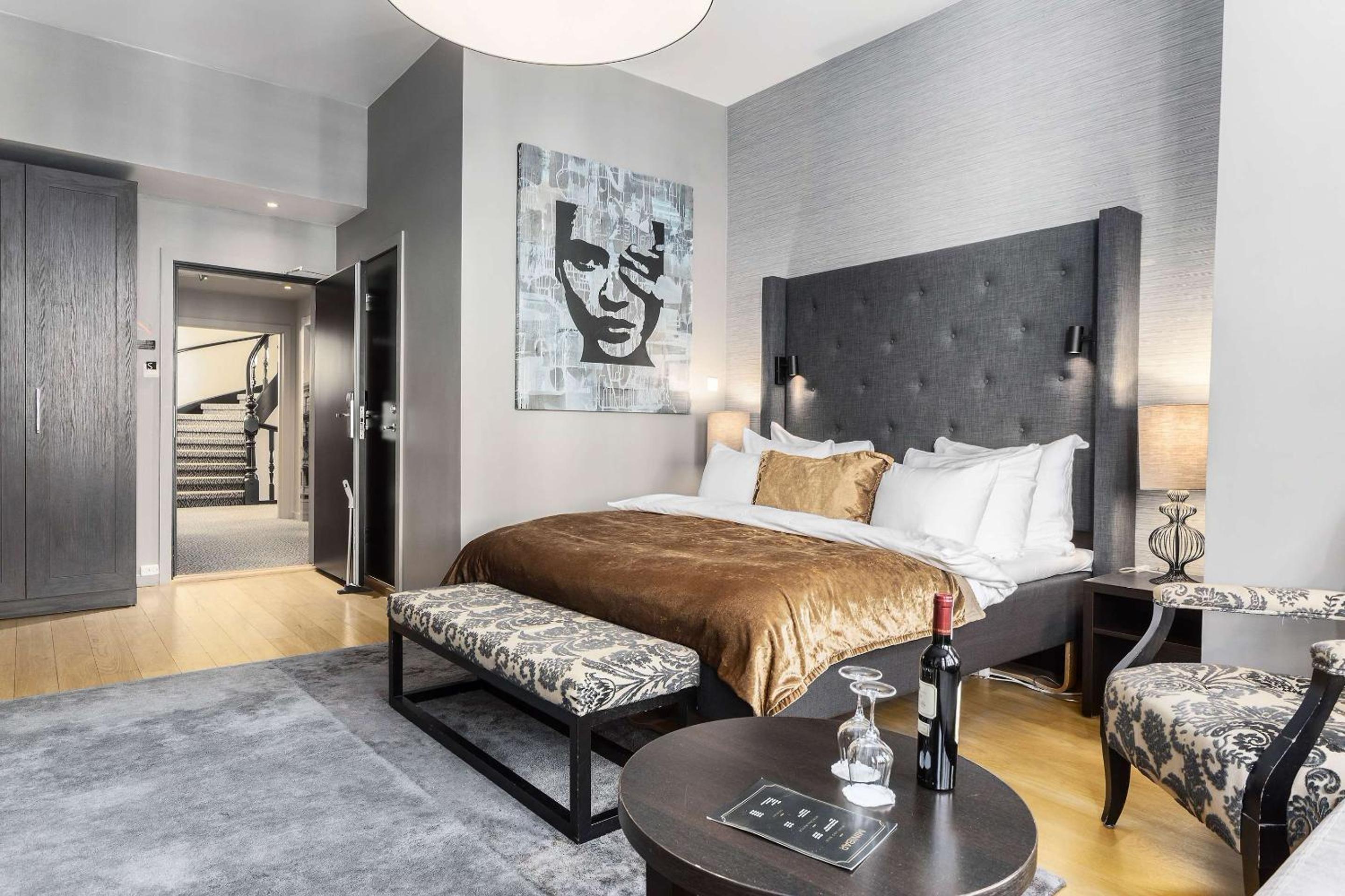 Superior King Room - Photo 1