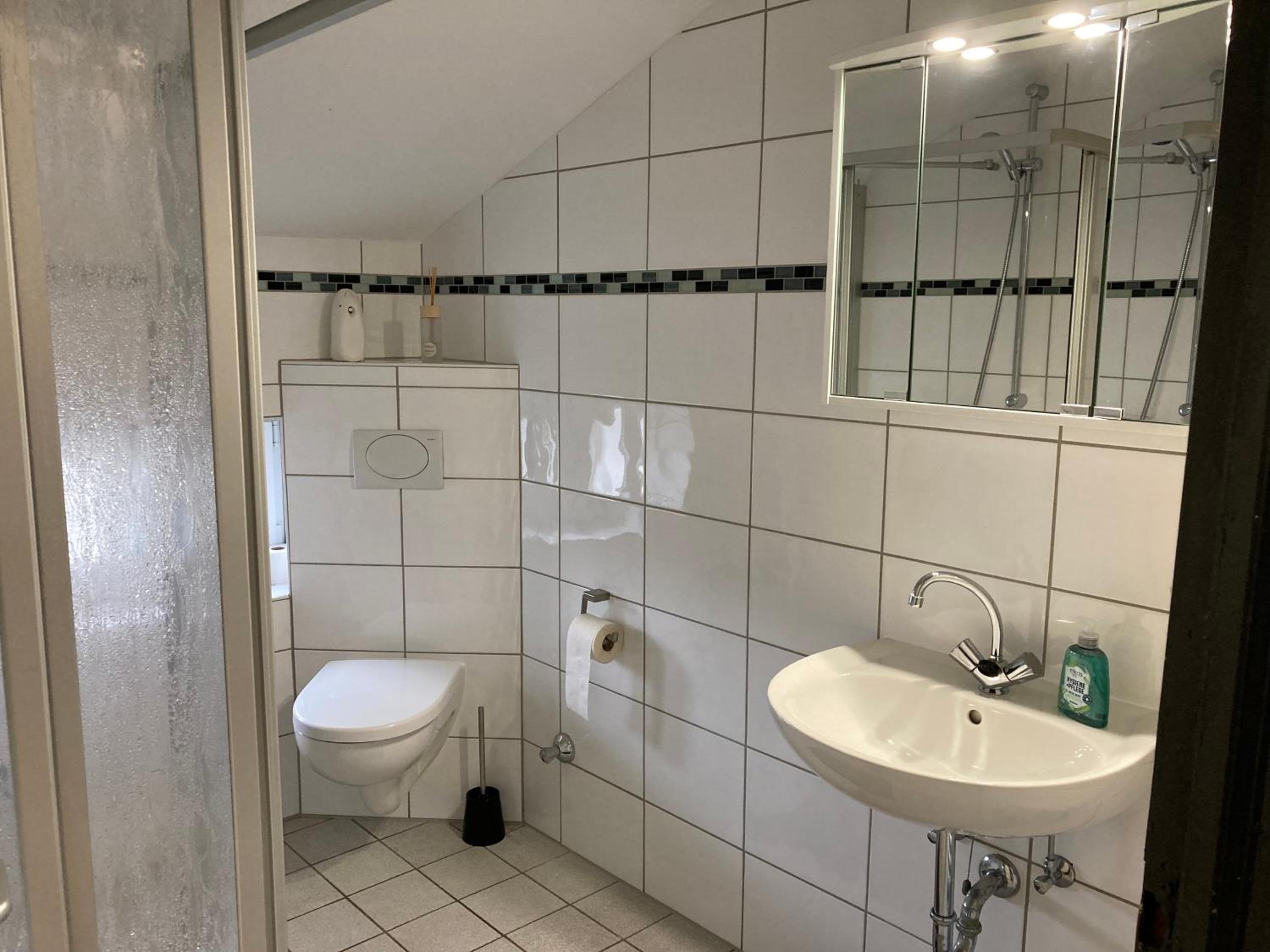Single Room with Private External Bathroom photo 3
