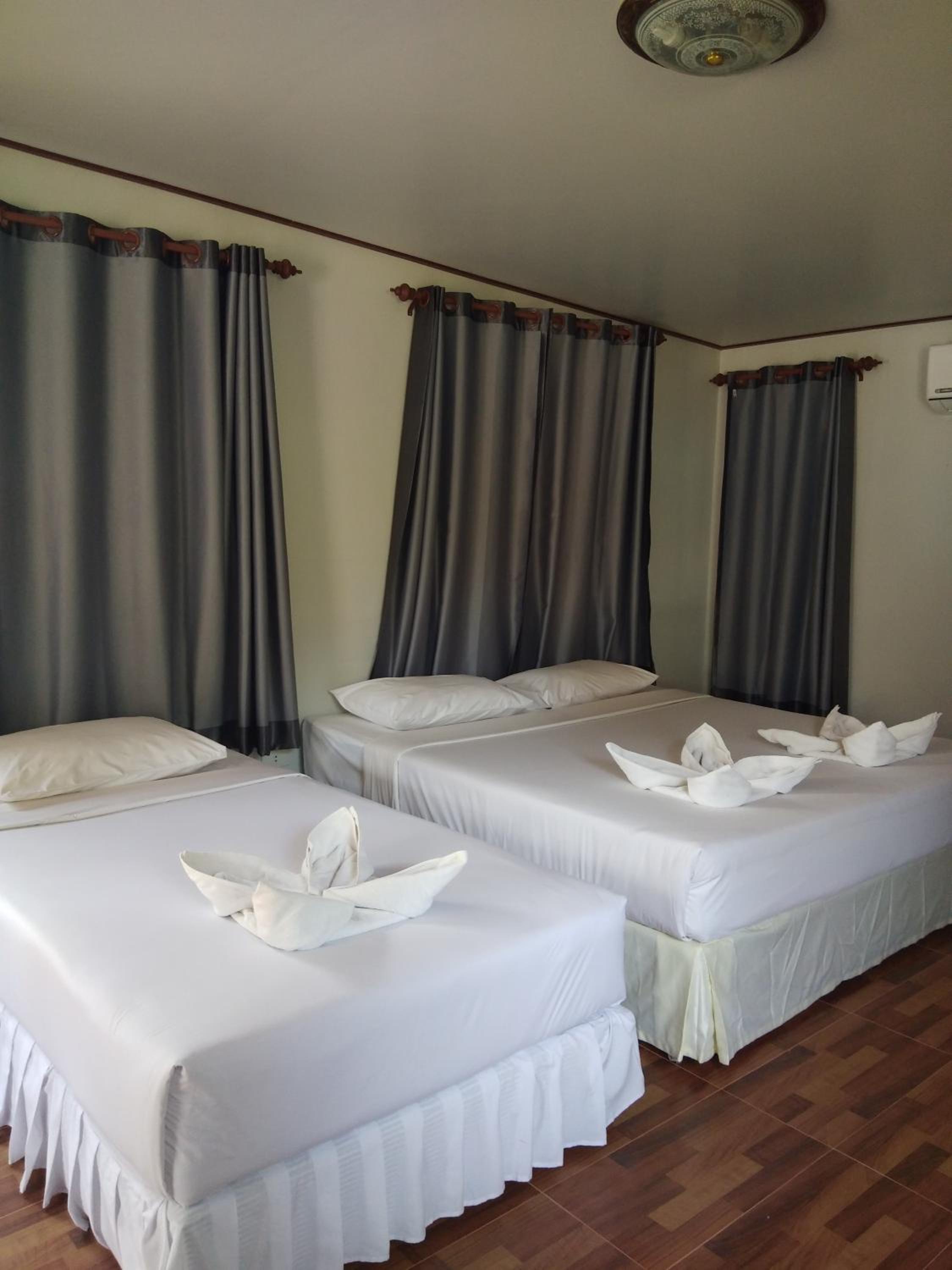Triple Room with Sea View photo 1