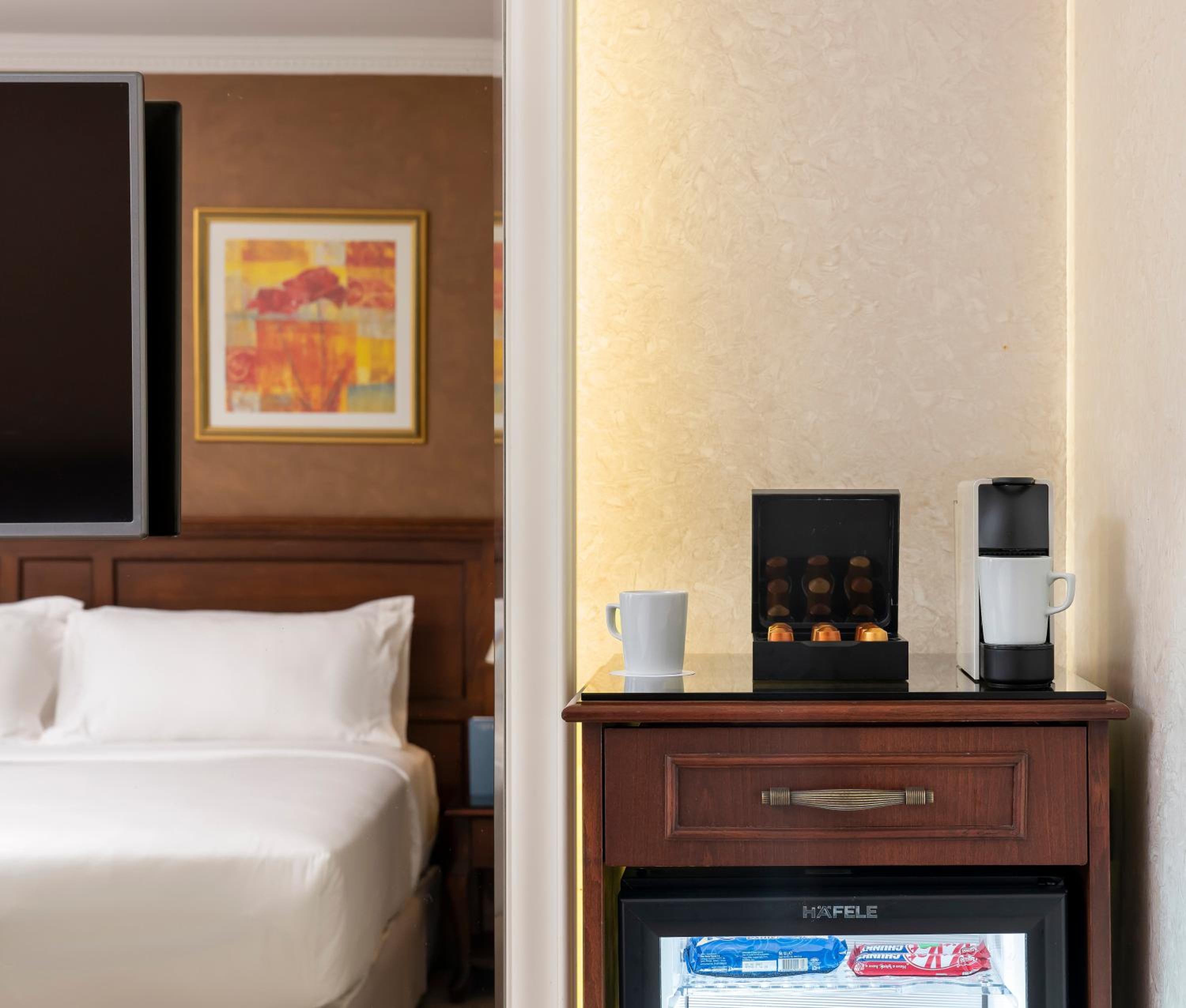 Suite with Terrace photo 3