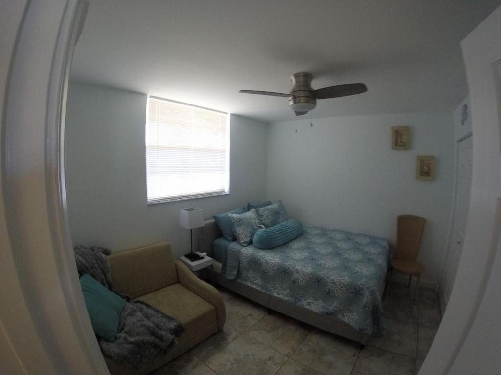 Three-Bedroom Apartment photo 1