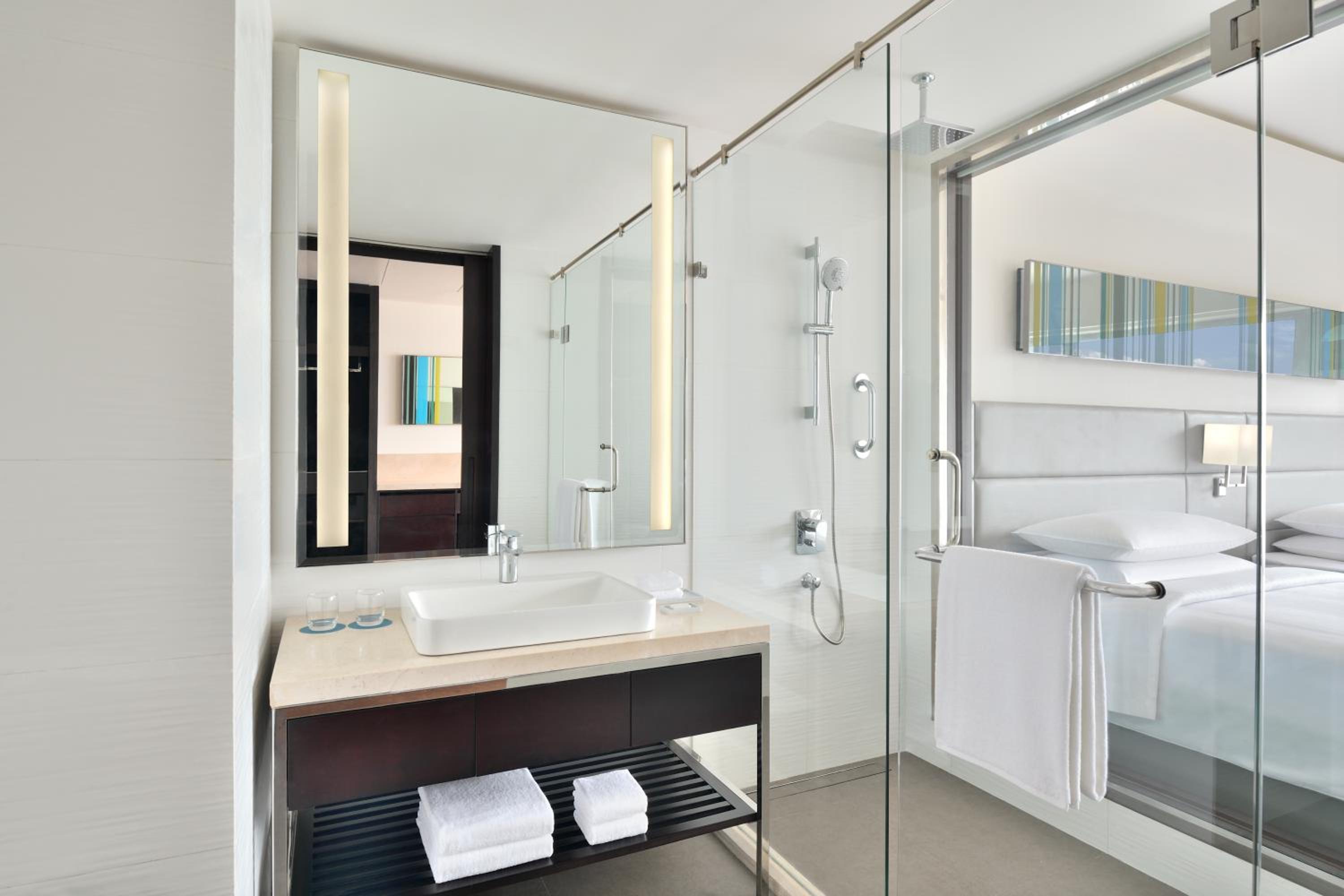 Guest room, 2 Twin, Stadium view - Photo 2