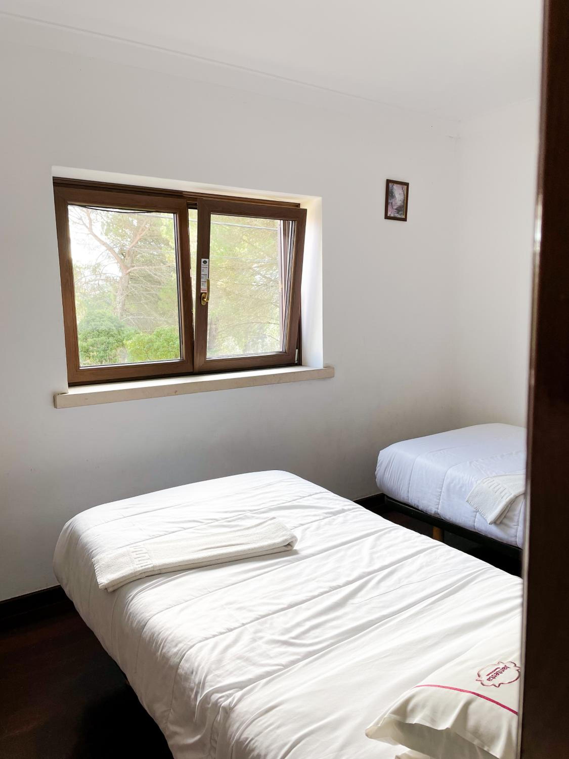 Suite with Spa Bath - Photo 16