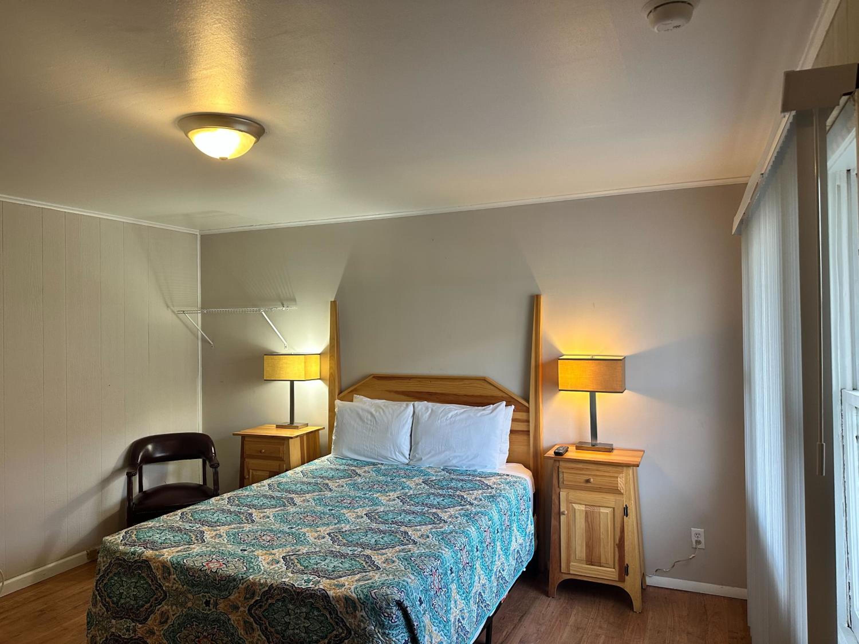 Queen Room - Photo 1