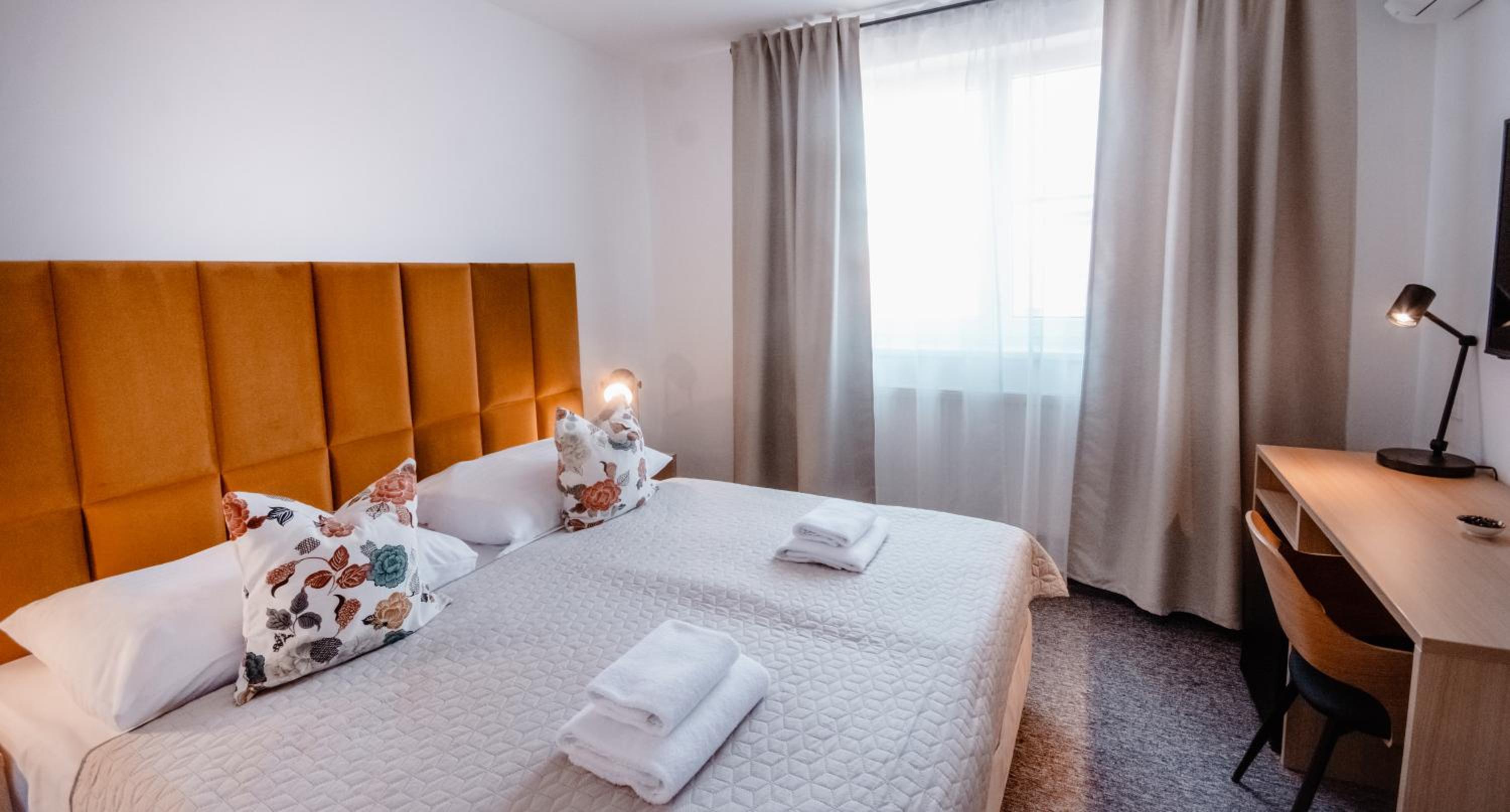Double or Twin Room photo 1