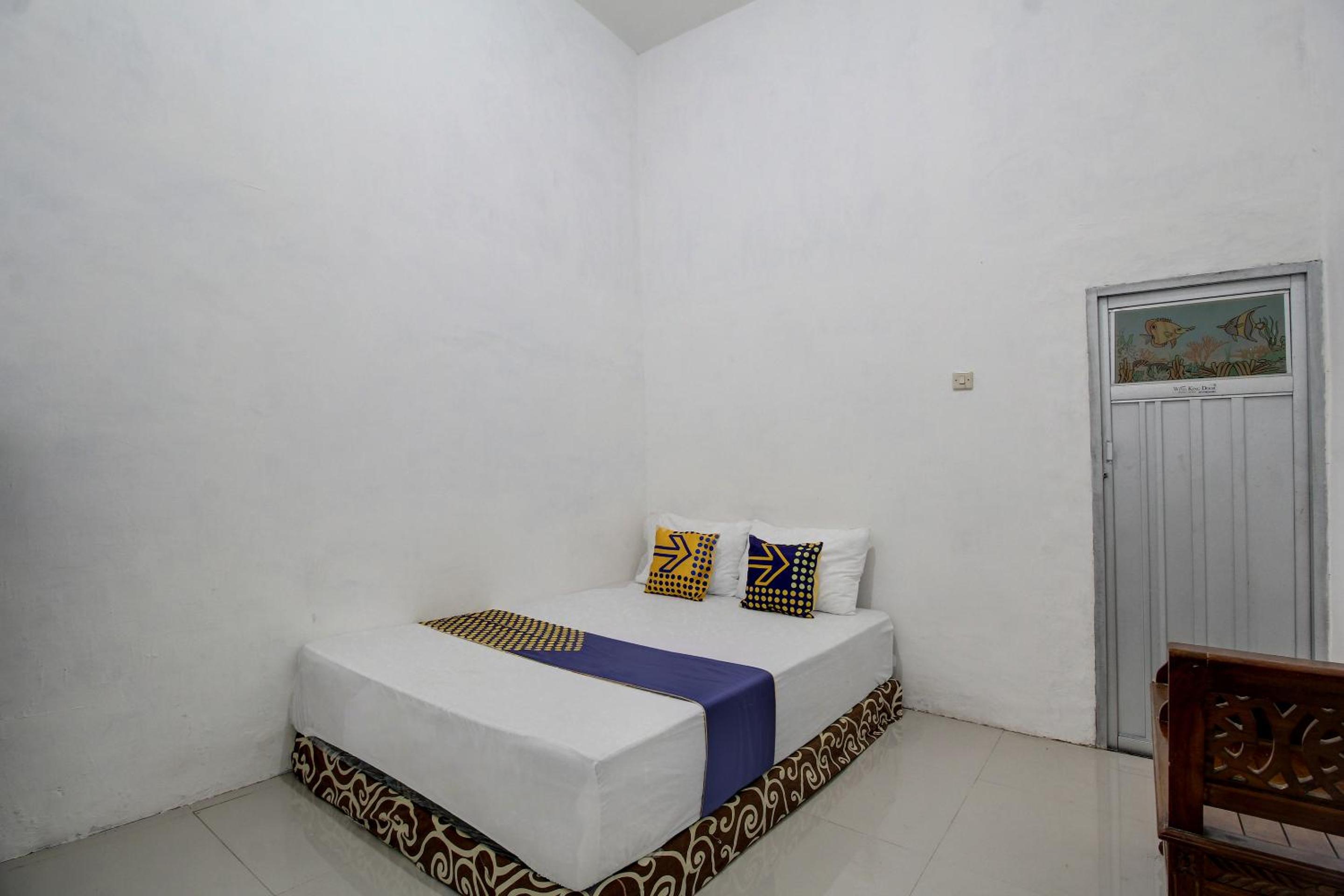 Double Room - Photo 1