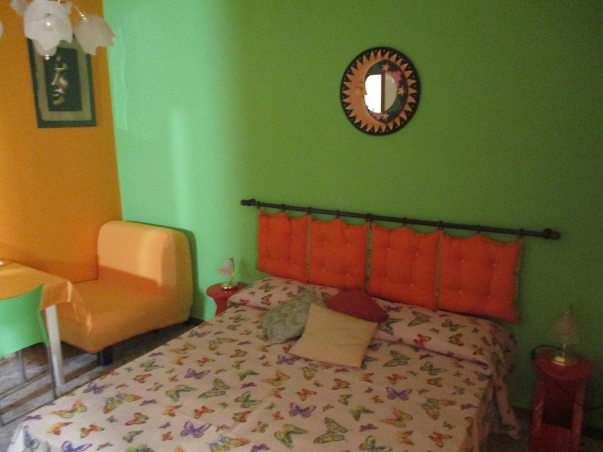 Quadruple Room with Private External Bathroom - Photo 15