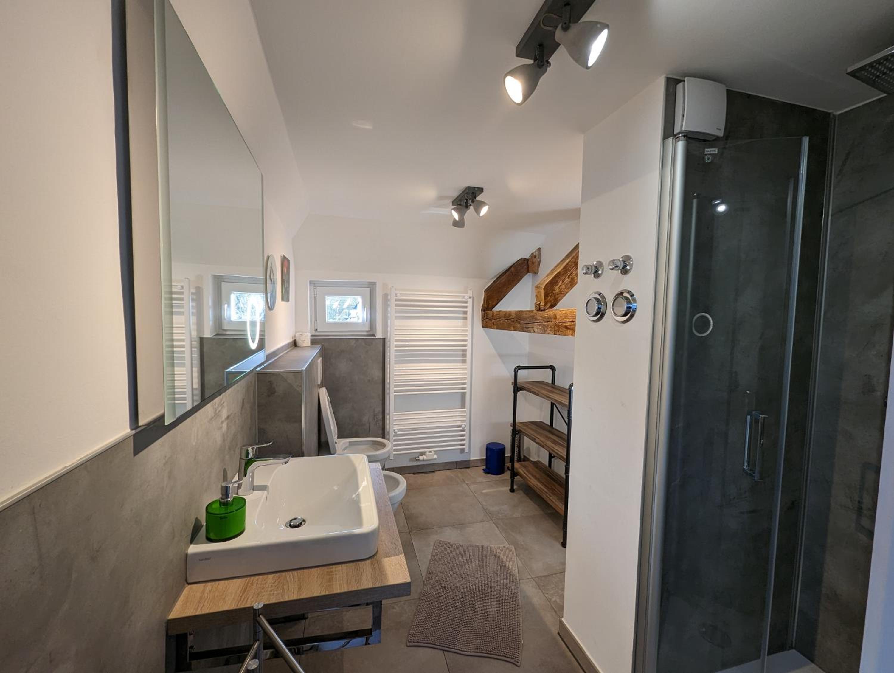 Apartment - Photo 23