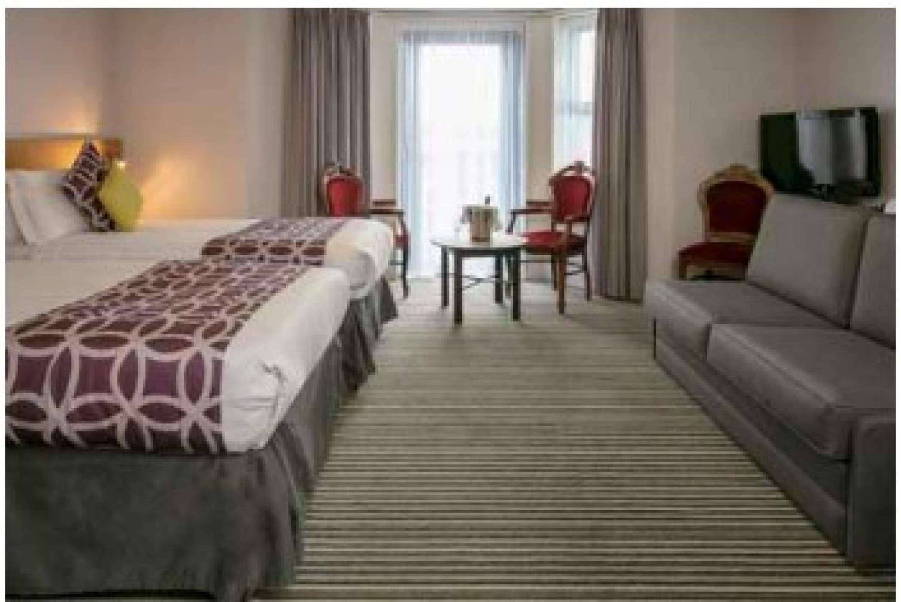 King Suite photo 3