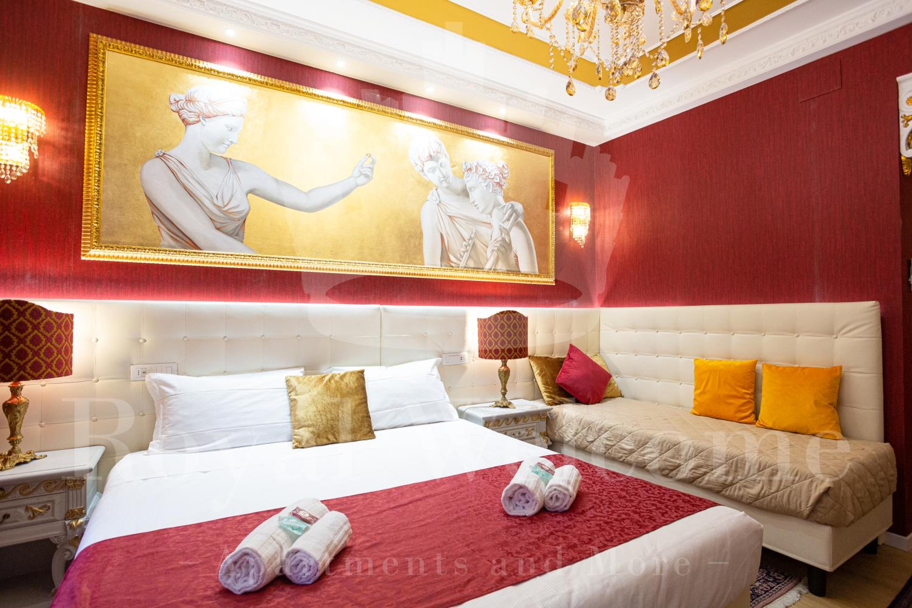 Deluxe Queen Suite
