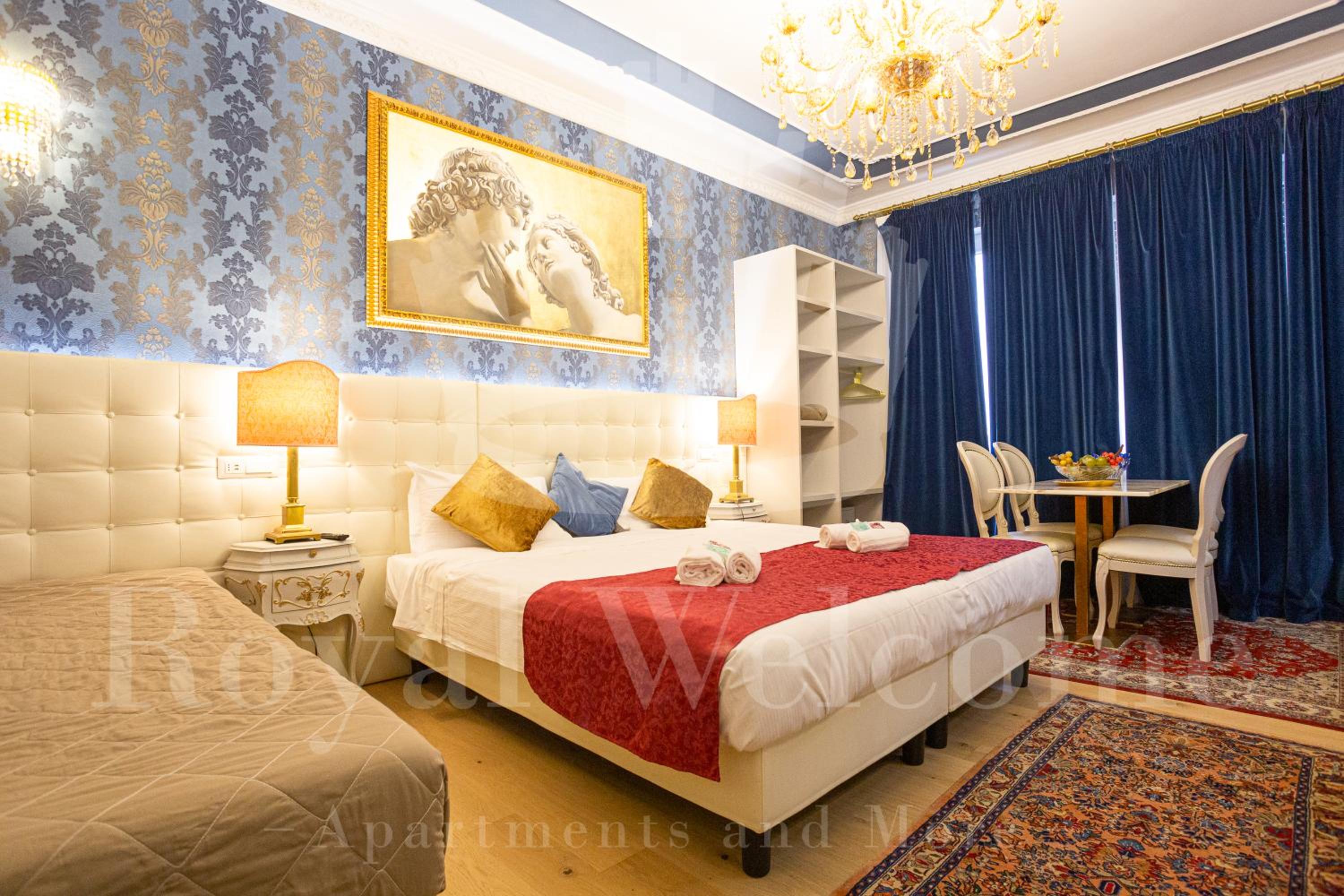 Deluxe King Suite