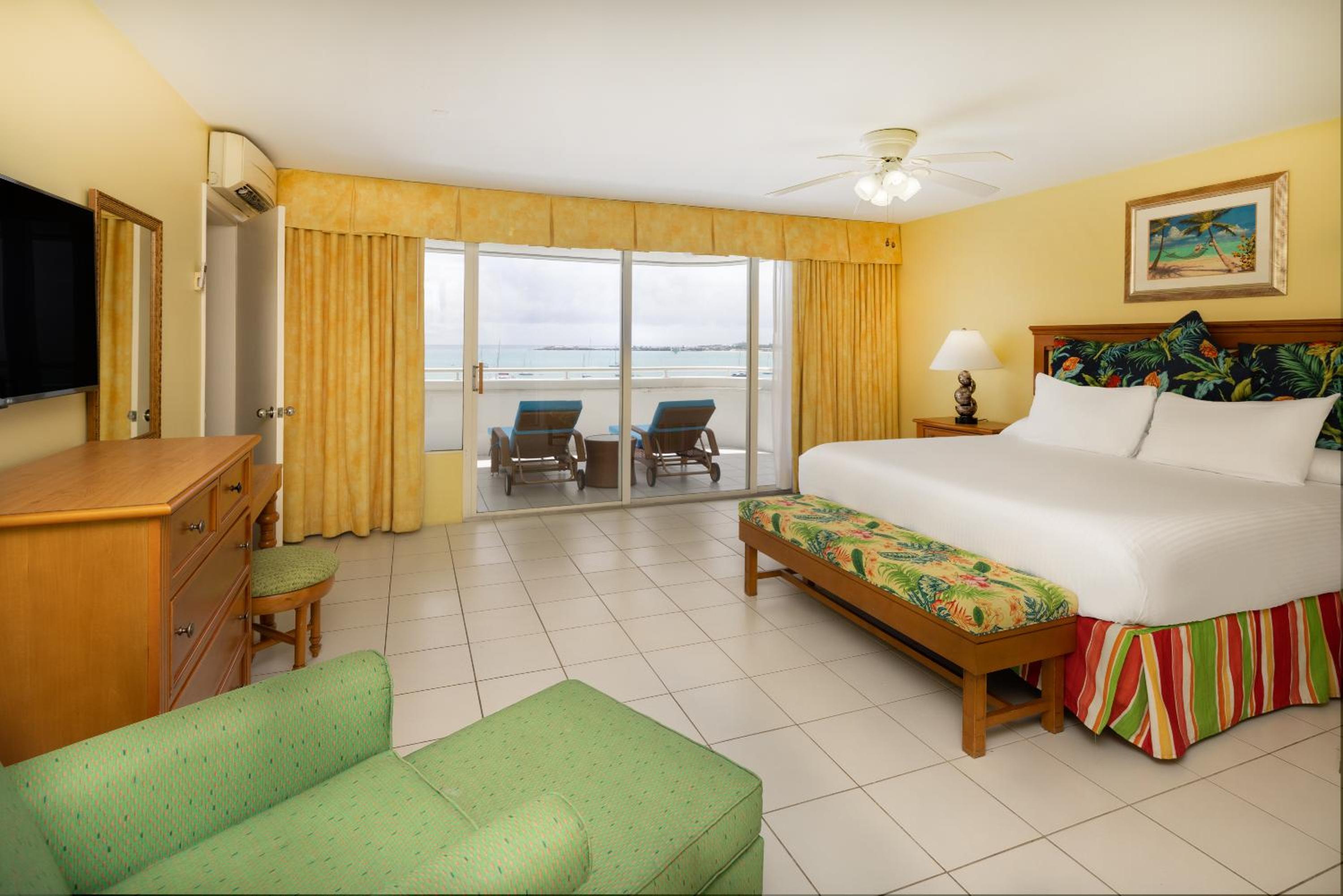 Two-Bedroom Apartment With Two King Beds - Non-Smoking