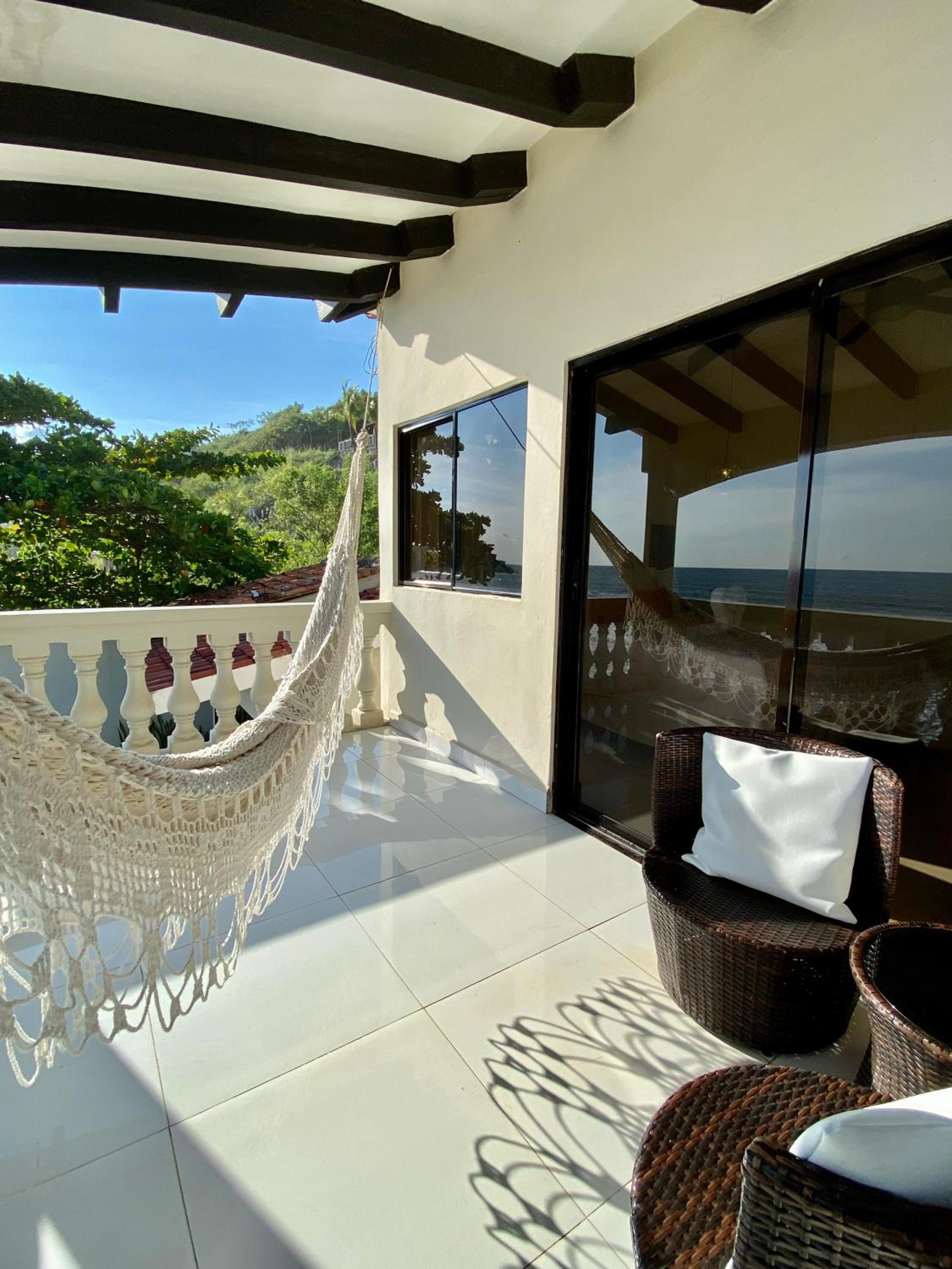 Orange Suite with Ocean Front View photo 2