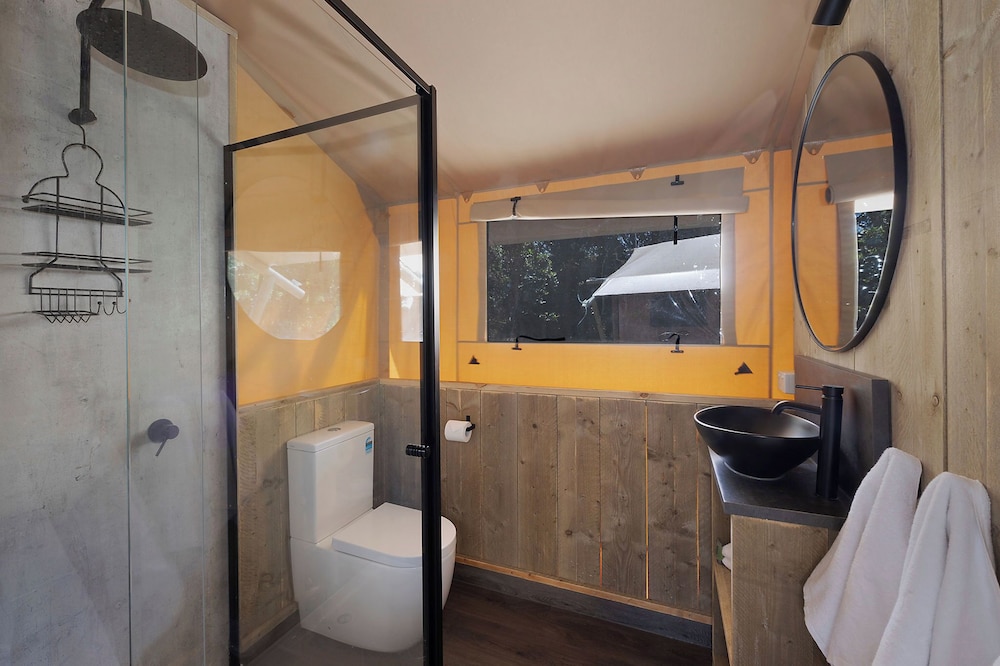 Glamping Tent - Sleeps 4 photo 3