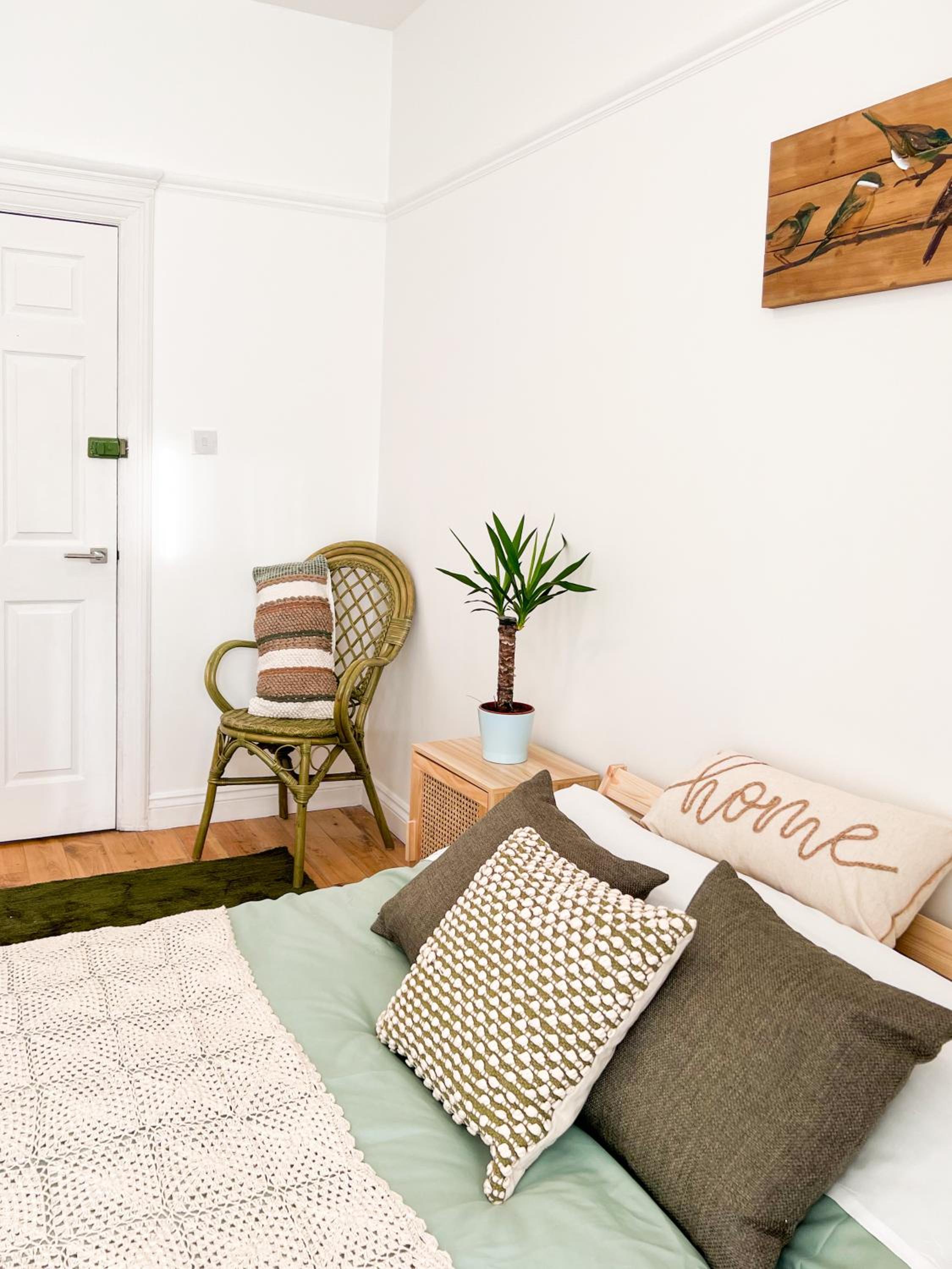 Double Room with Shared Bathroom photo 3
