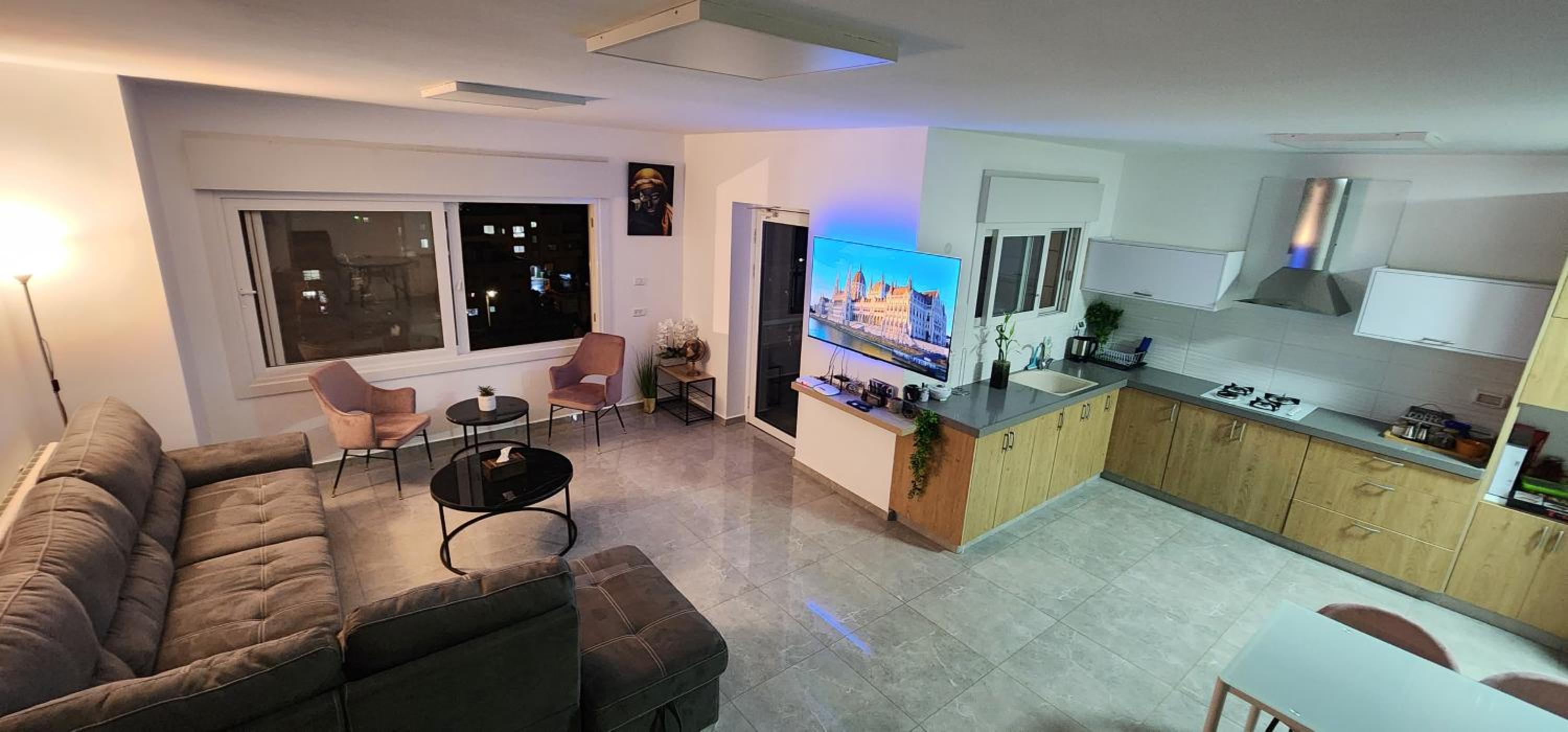 Two-Bedroom House - Photo 29