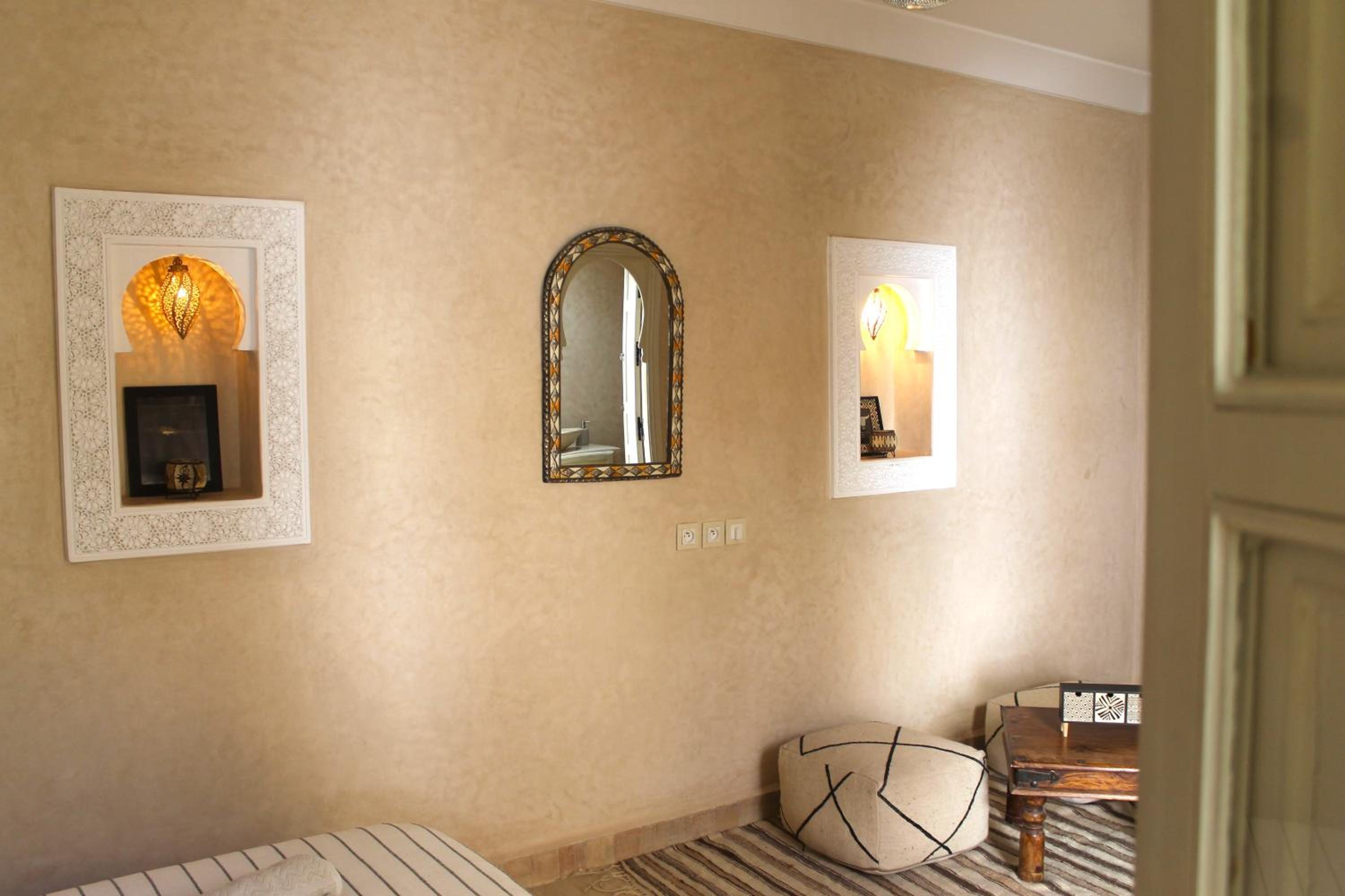 Double Room - Photo 5