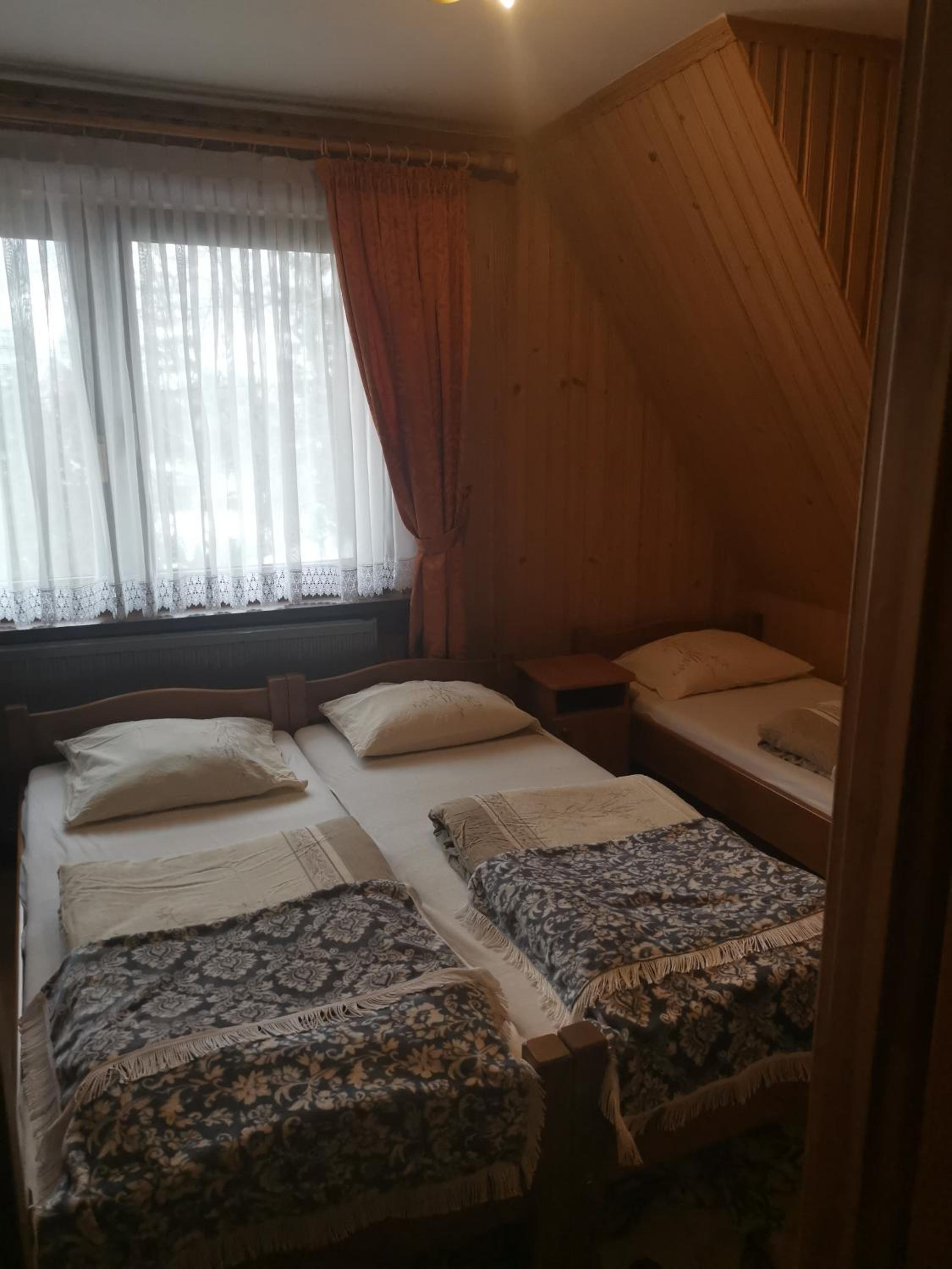 Triple Room with Bathroom photo 1