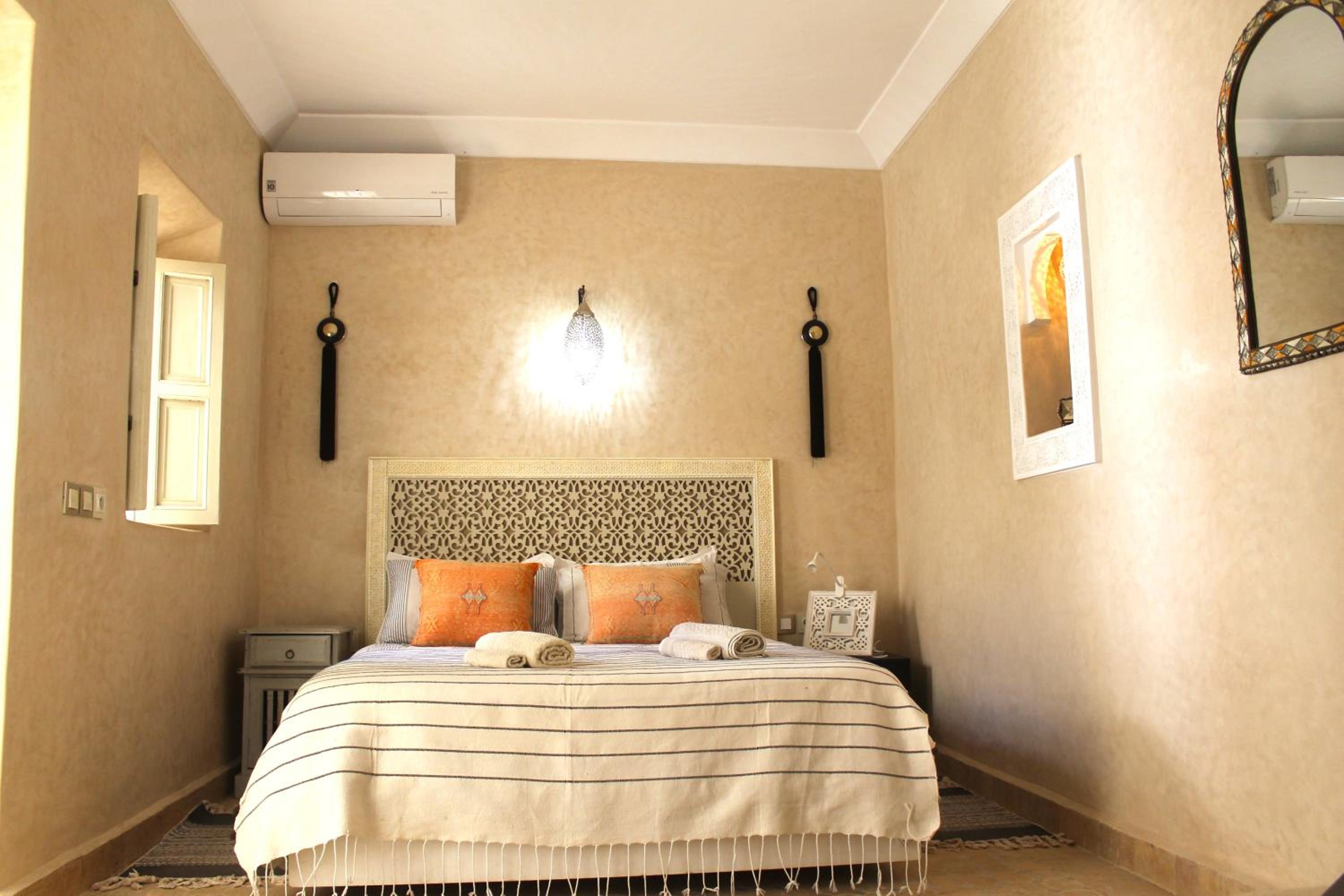 Double Room - Photo 3