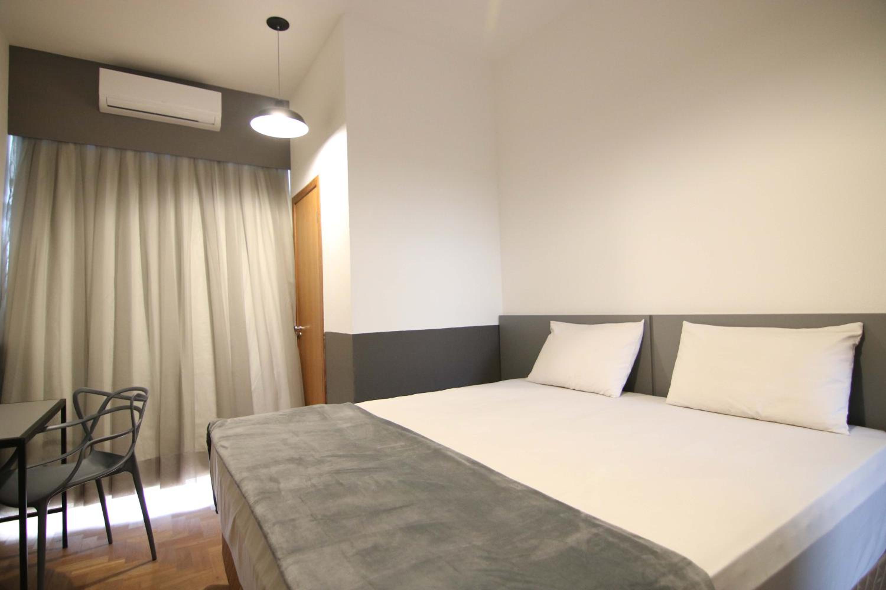 Standard Double Room - Photo 3