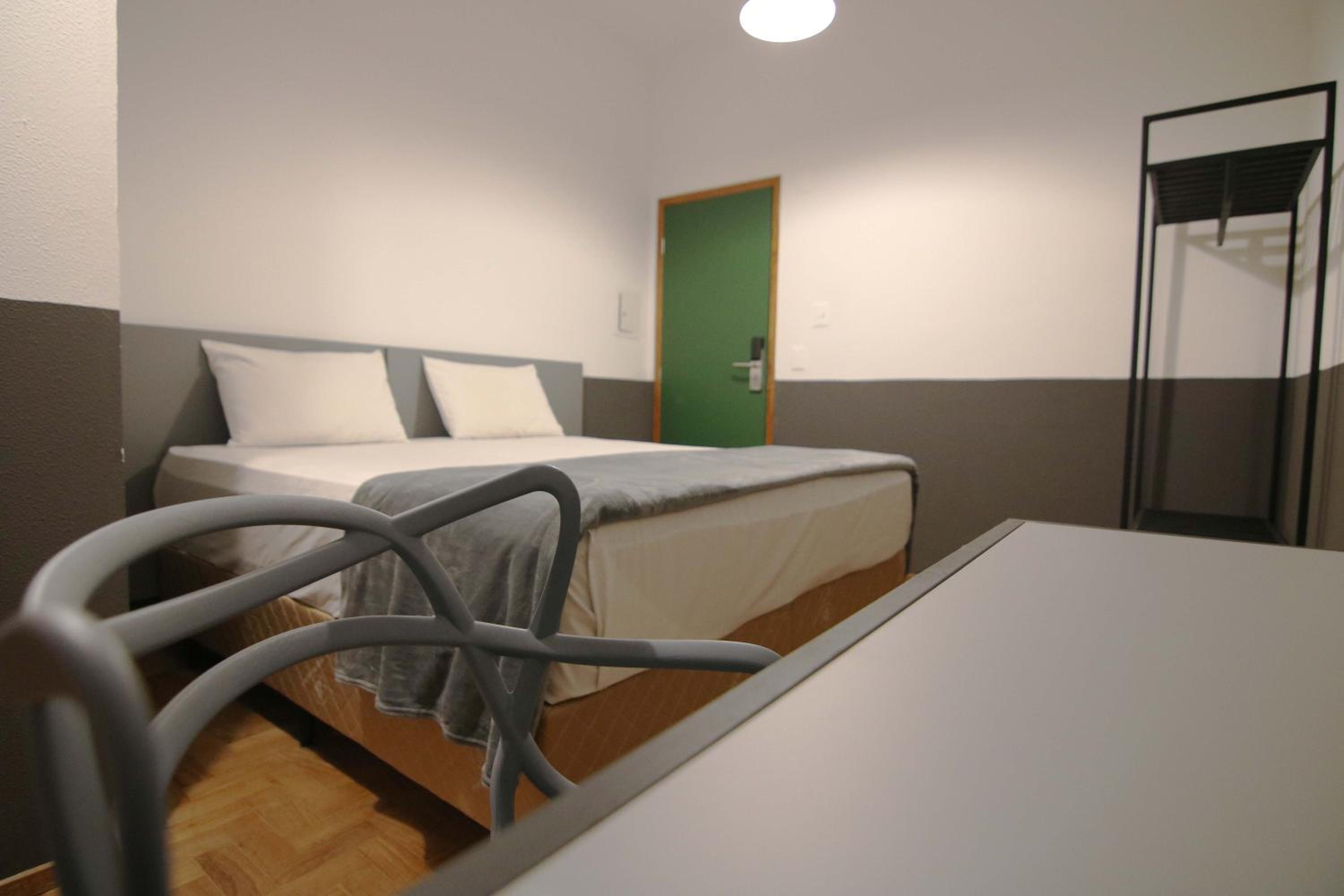 Standard Double Room - Photo 5